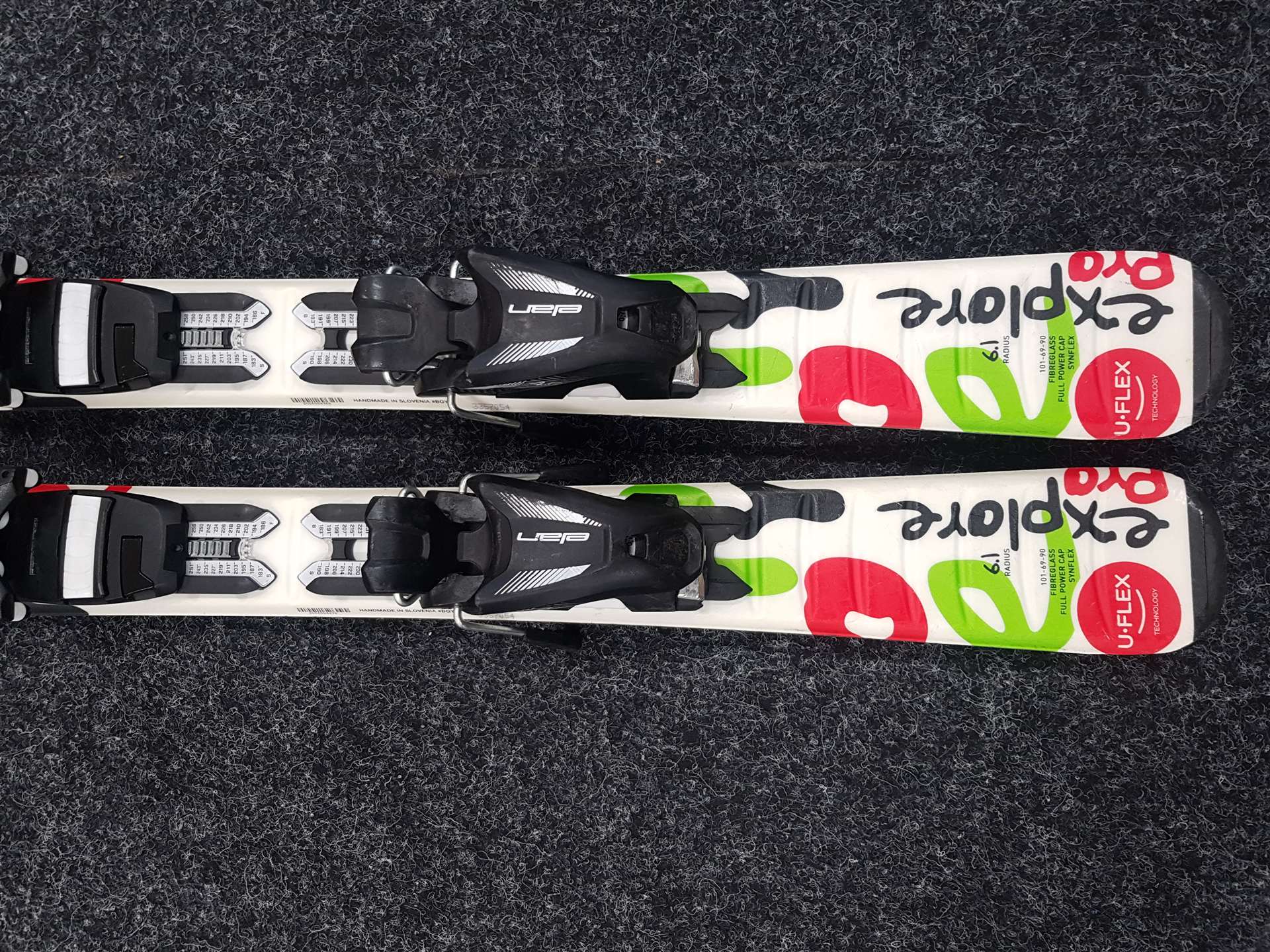 Gebrauchte Kinderski ELAN Explore Pro + Bindungen Elan 4.5