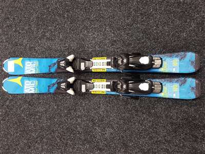 Esquís infantiles ATOMIC Vantage Junior usados + fijaciones Ezytrak 4.5