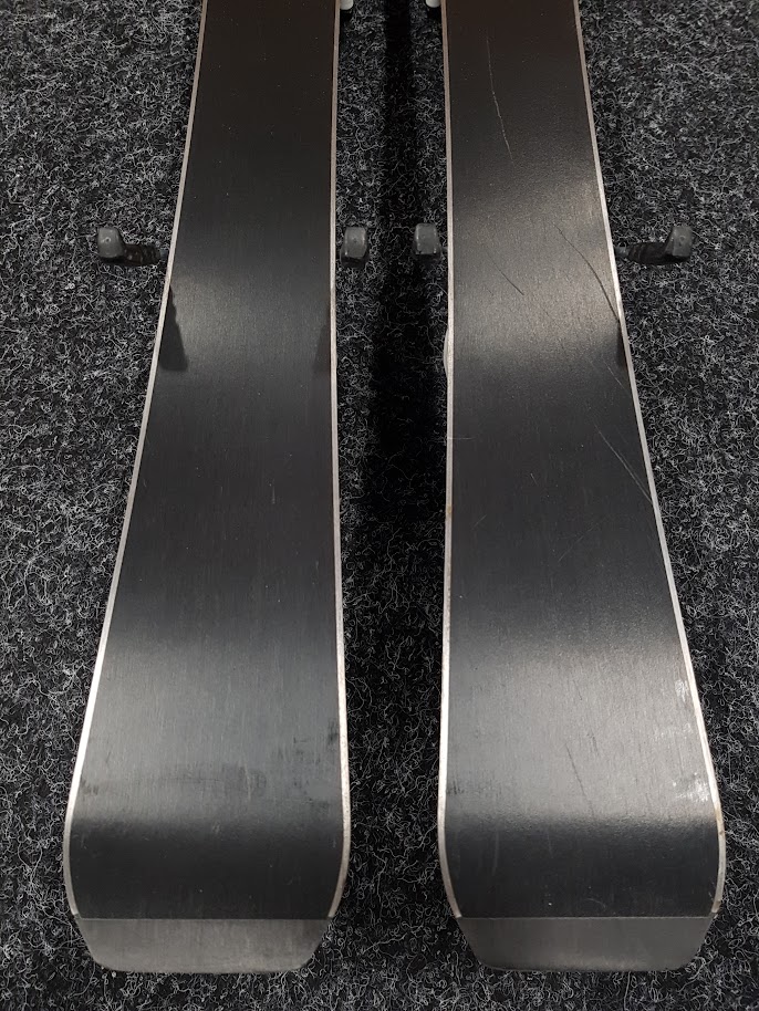 Použité detské lyže SPORTEN XOXO + viazanie Tyrolia 4,5