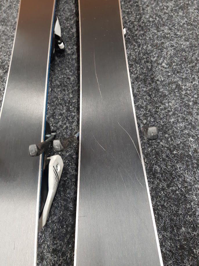 Použité detské lyže SPORTEN XOXO + viazanie Tyrolia 4,5