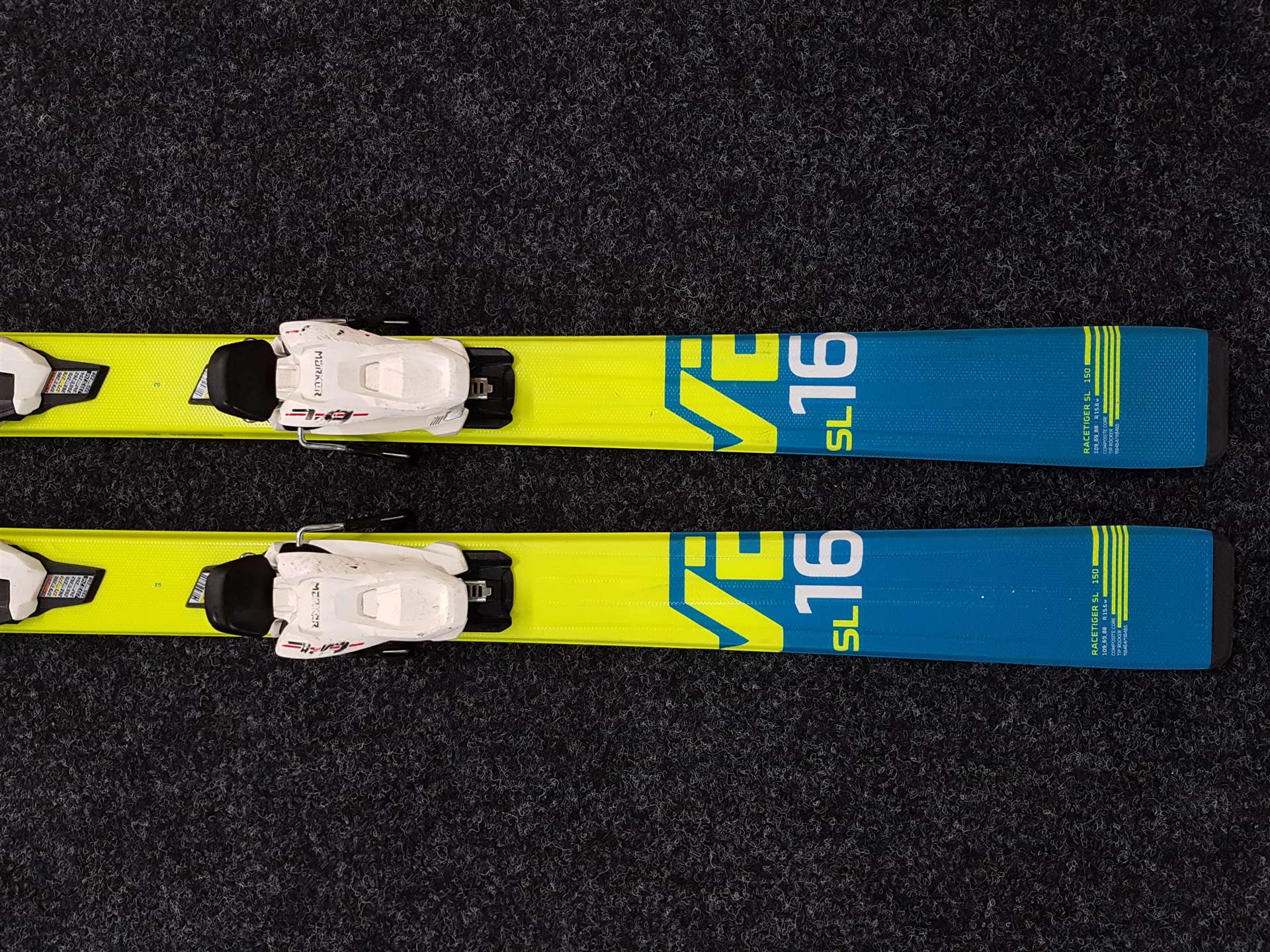 Použité lyže VOLKL Racetiger SL 16 + viazanie Marker 7.0