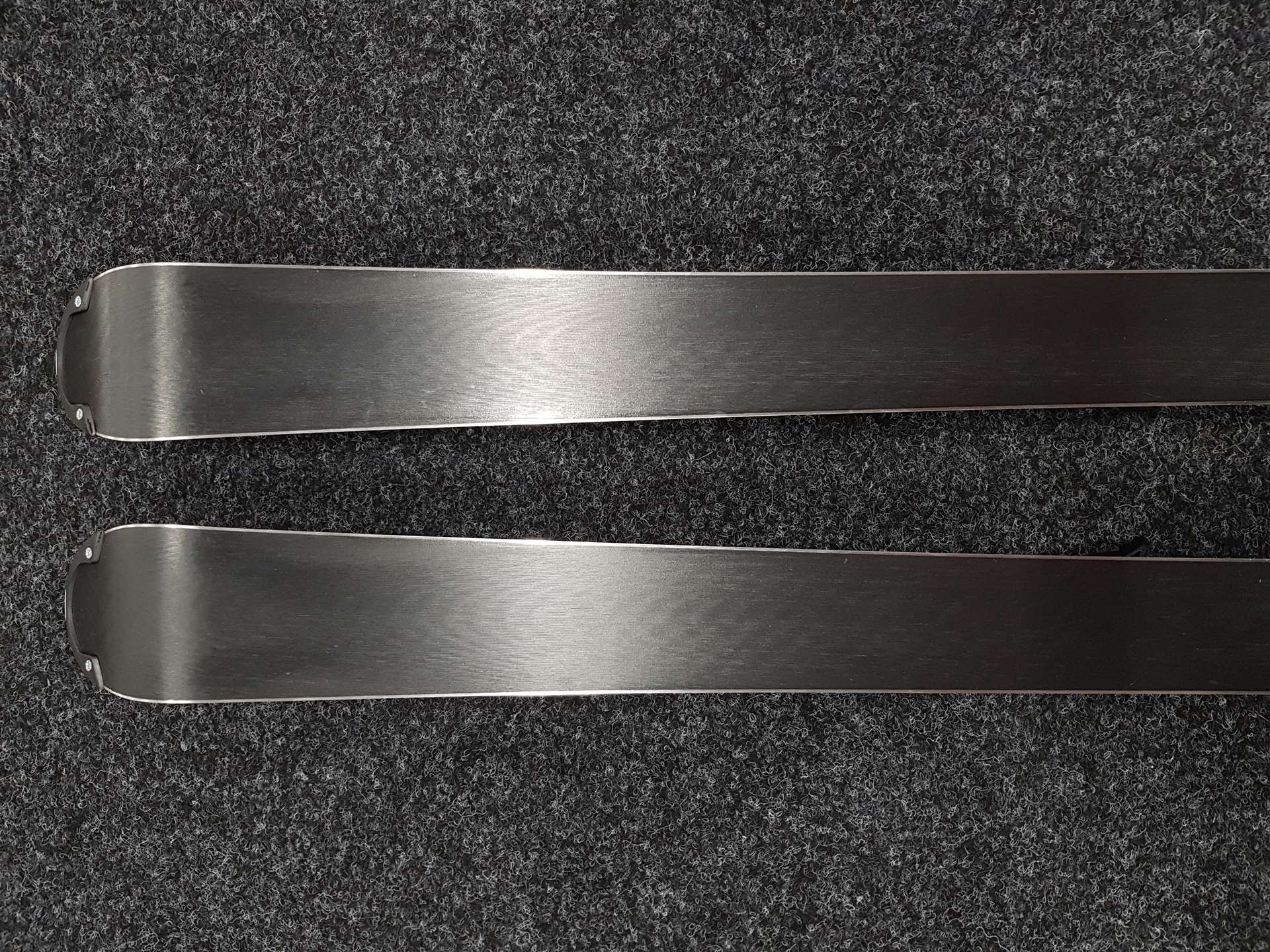 Použité lyže VOLKL Racetiger SL 16 + viazanie Marker 7.0