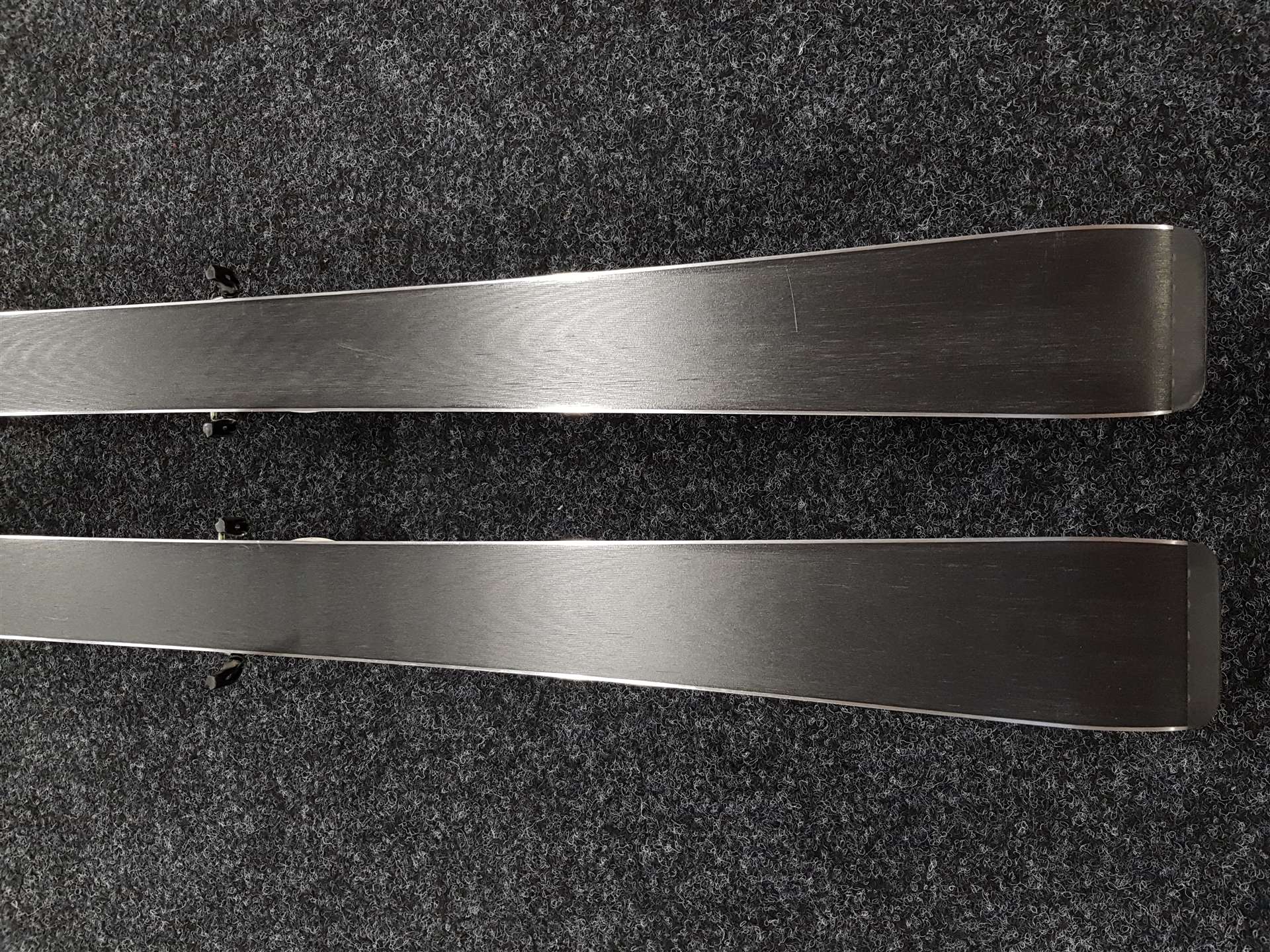 Použité lyže VOLKL Racetiger SL 16 + viazanie Marker 7.0