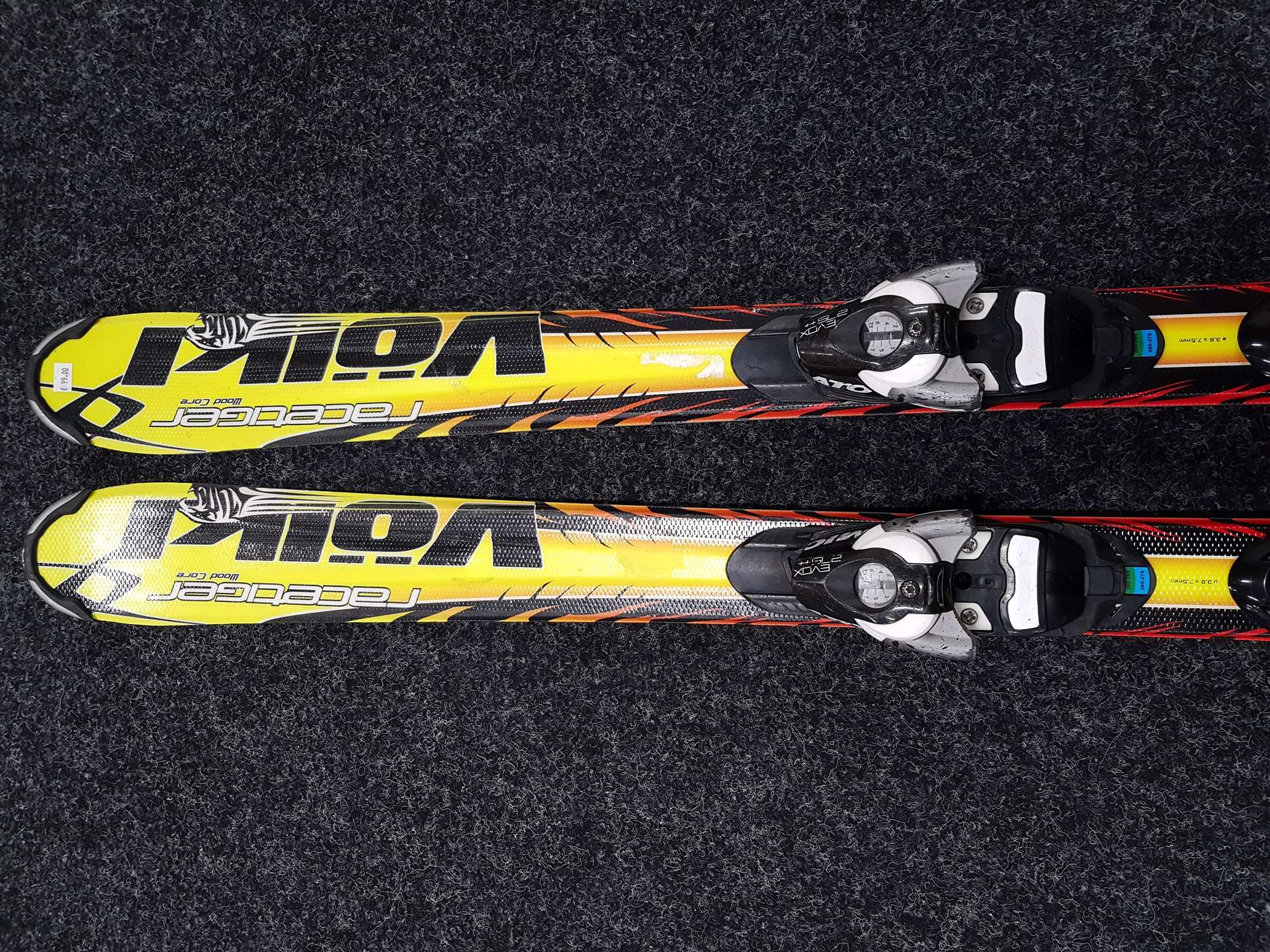 Použité lyže VOLKL Racetiger + viazanie Atomic EVOX 7,5