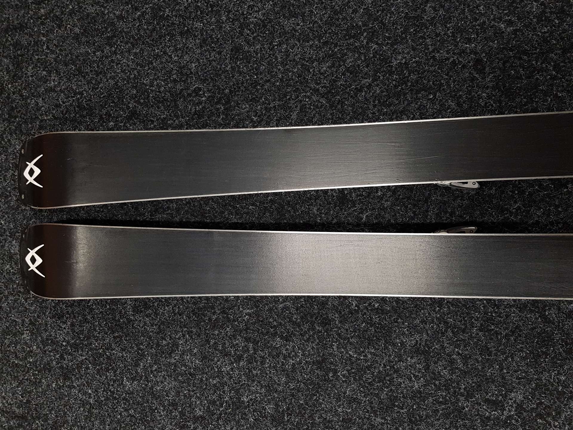 Použité lyže VOLKL Racetiger + viazanie Atomic EVOX 7,5