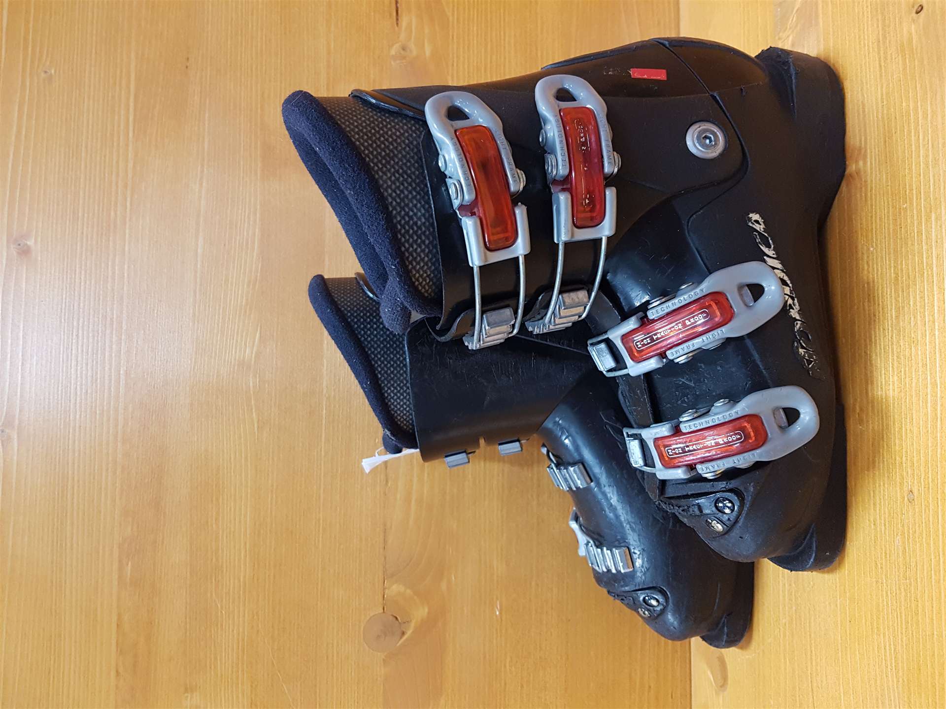 Použité lyžařky NORDICA GP TJ
