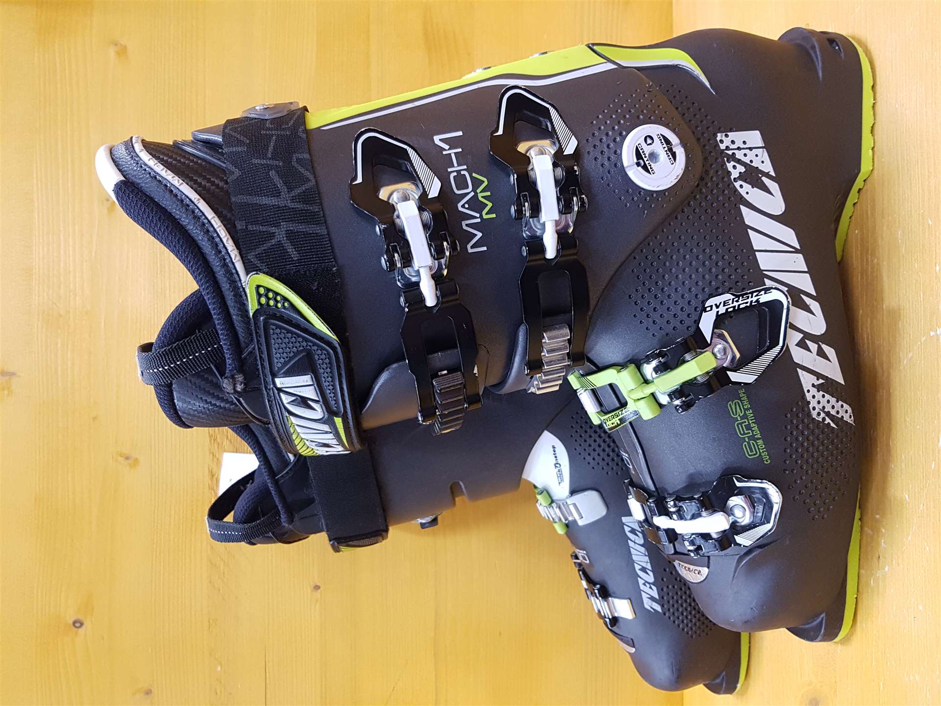 Gebrauchte Tecnica MACH1 MV 100 Skischuhe