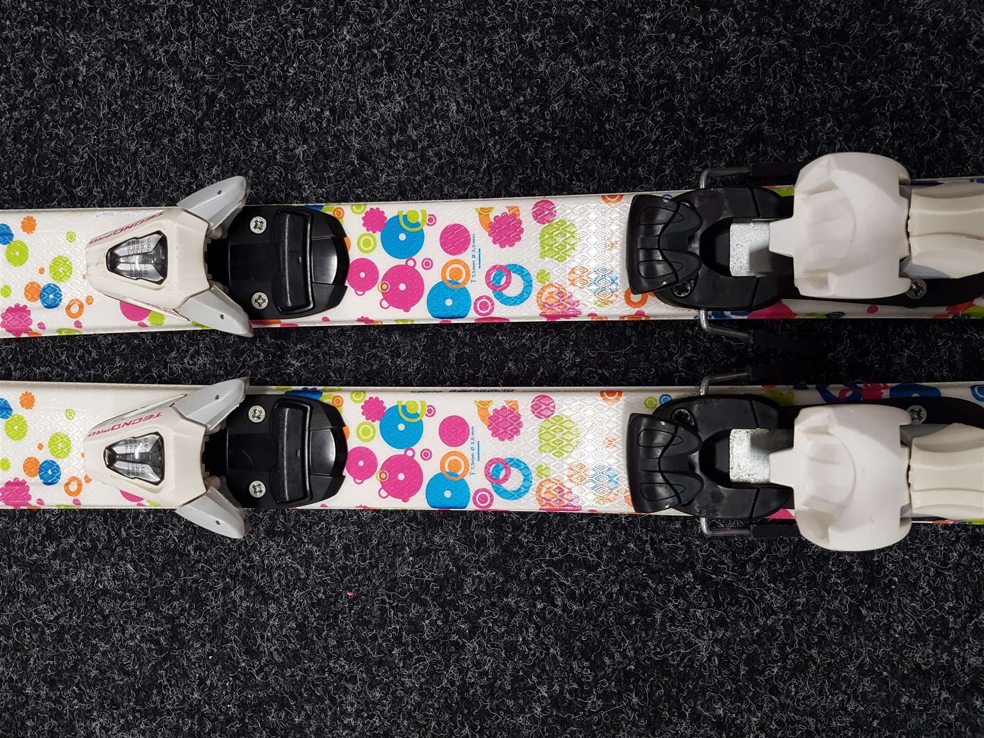 Skis Tecnopro Sweety d'occasion