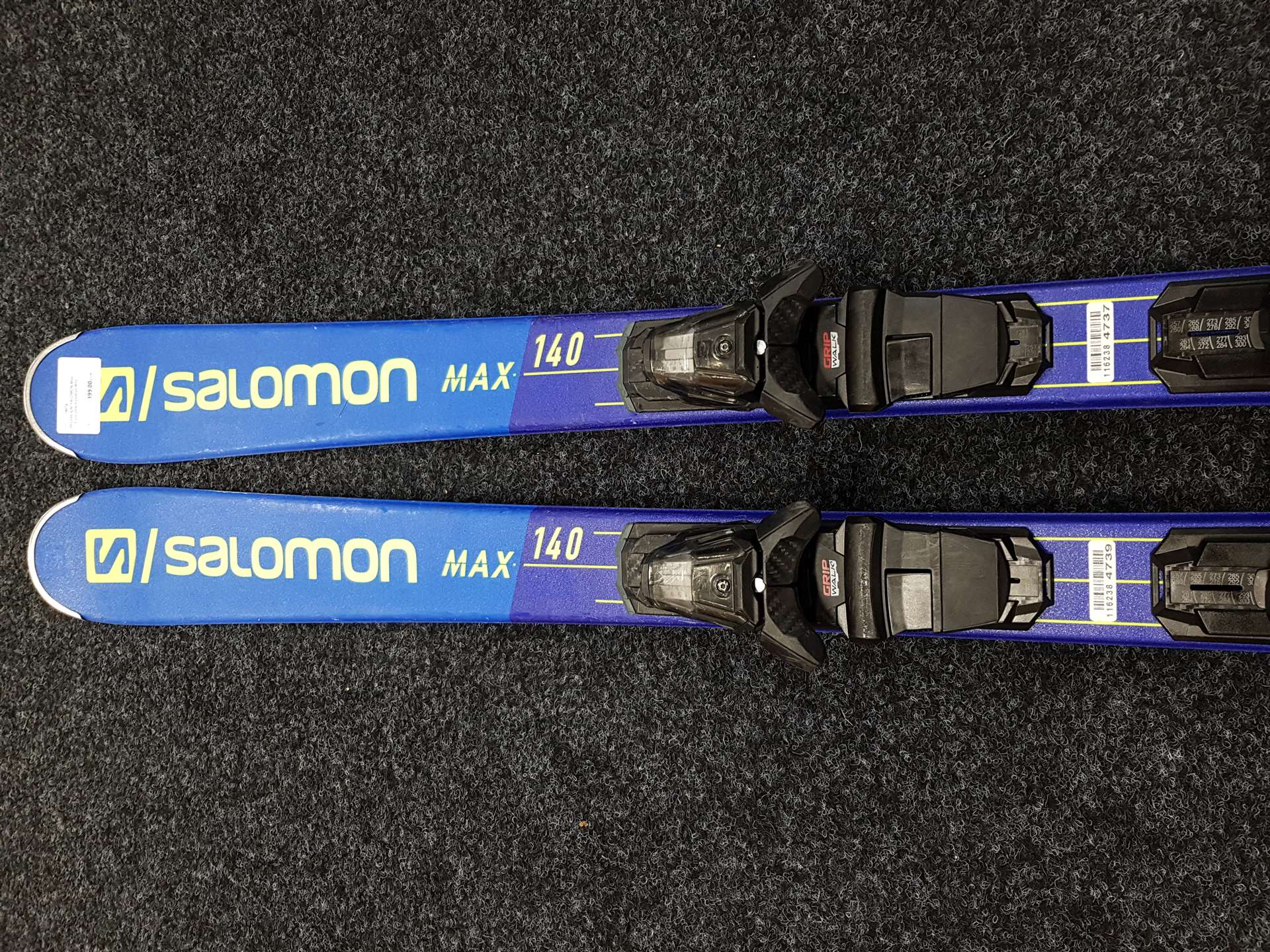 Skis SALOMON Max d'occasion + fixations Salomon M10