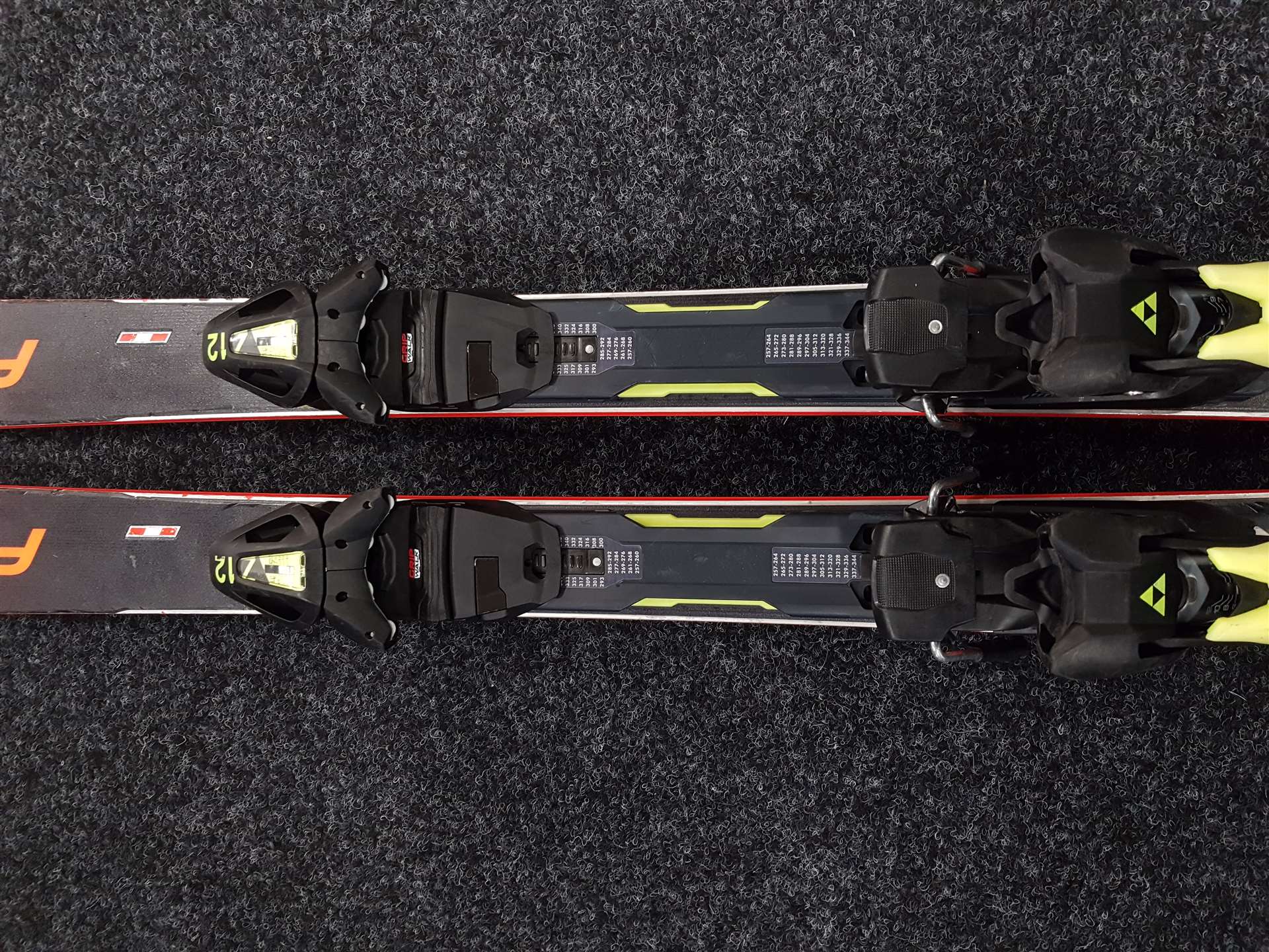 Używane narty FISCHER The Curv DTX + wiązania Fischer Z12