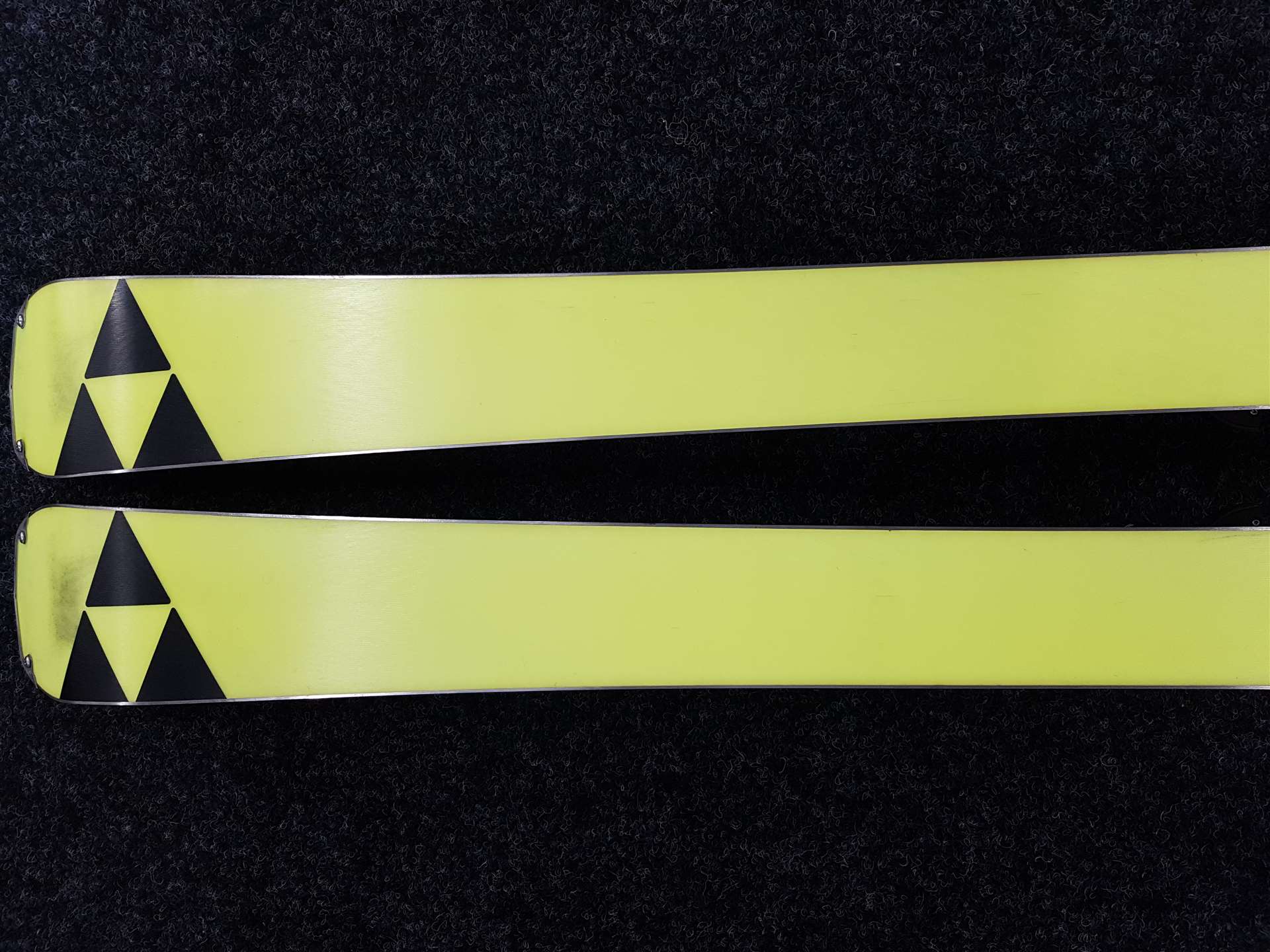 Używane narty FISCHER The Curv DTX + wiązania Fischer Z12