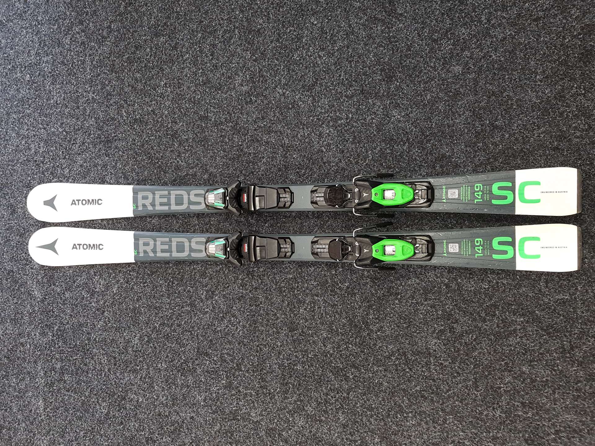 Použité lyže ATOMIC Redster SC + vázání Atomic 10