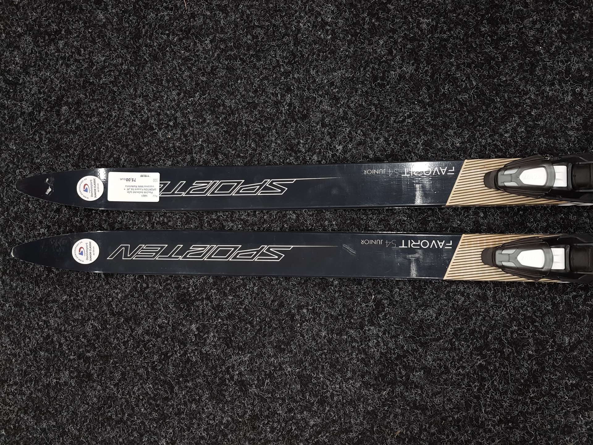 Skis de fond SPORTEN Favorit 54 JR + fixations NNN Rottefella d'occasion