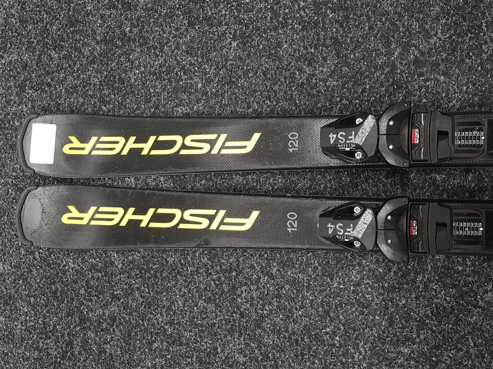 Gebrauchte FISCHER Race Kinderski + Fischer FS 4 Bindungen