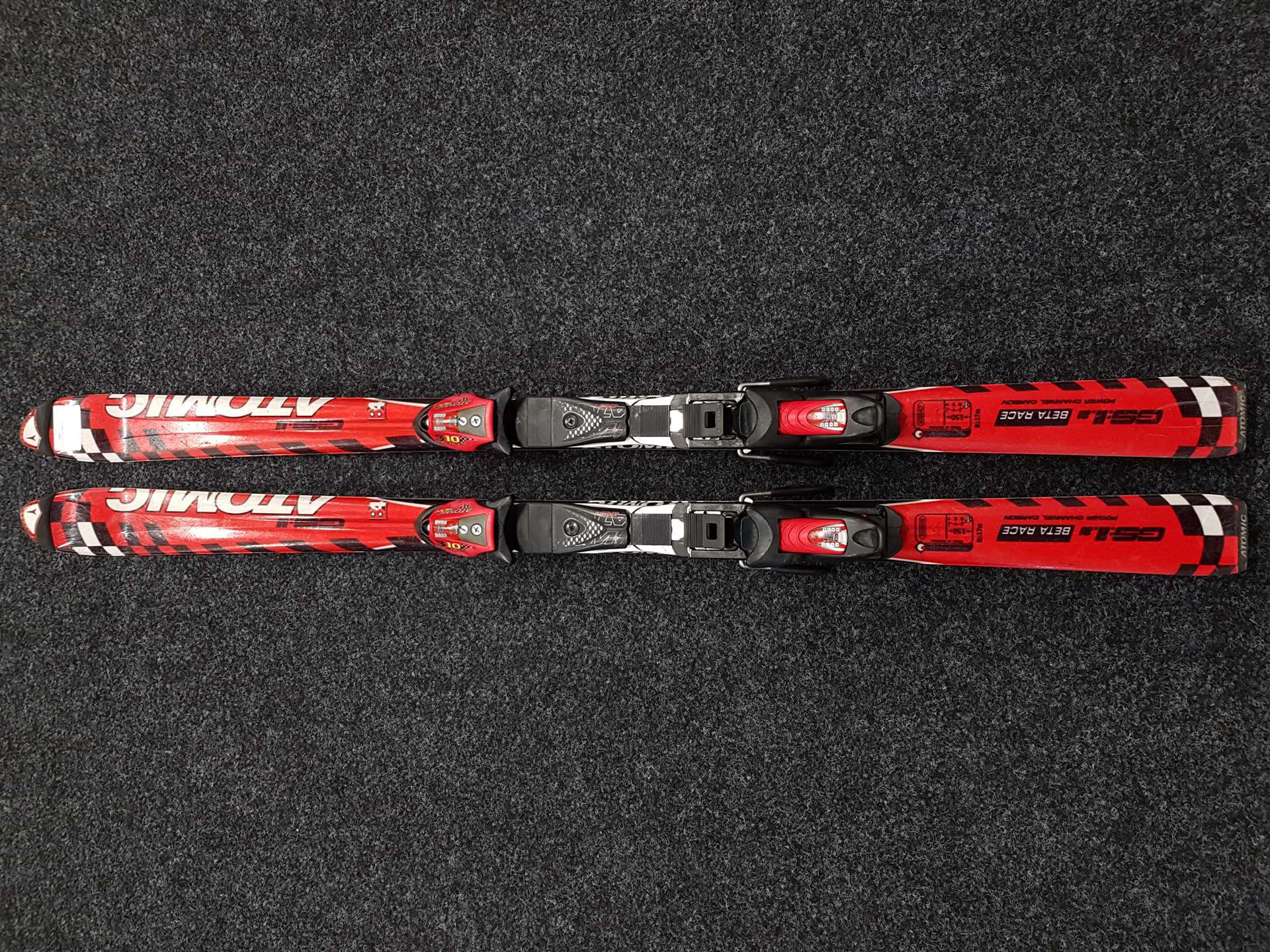 Použité lyže ATOMIC GS 11 + vázání Atomic 10