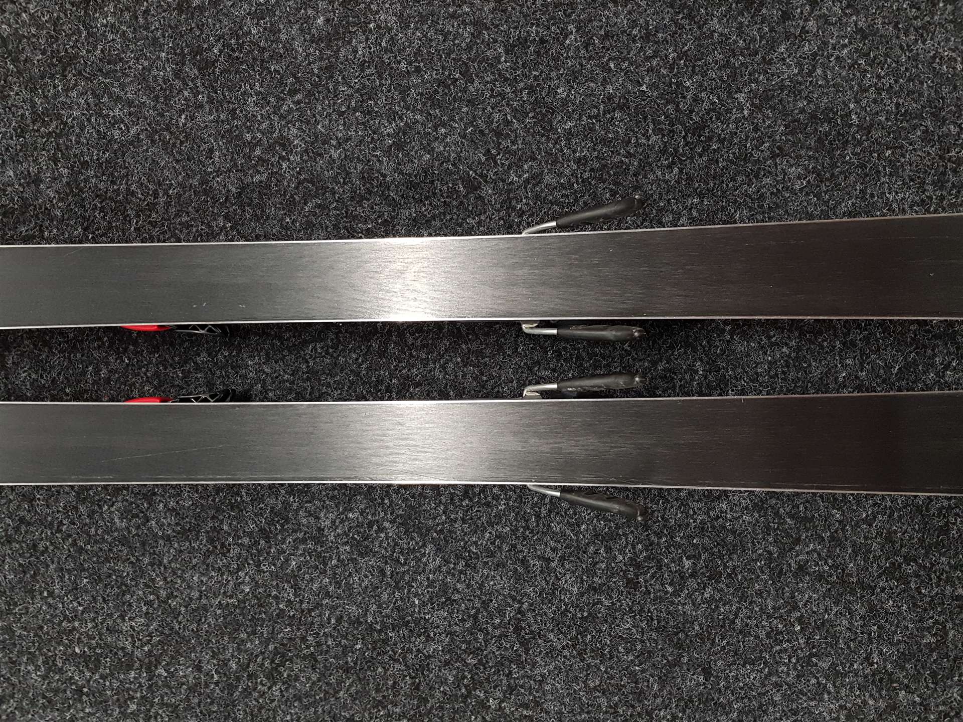 Použité lyže ATOMIC GS 11 + viazanie Atomic 10