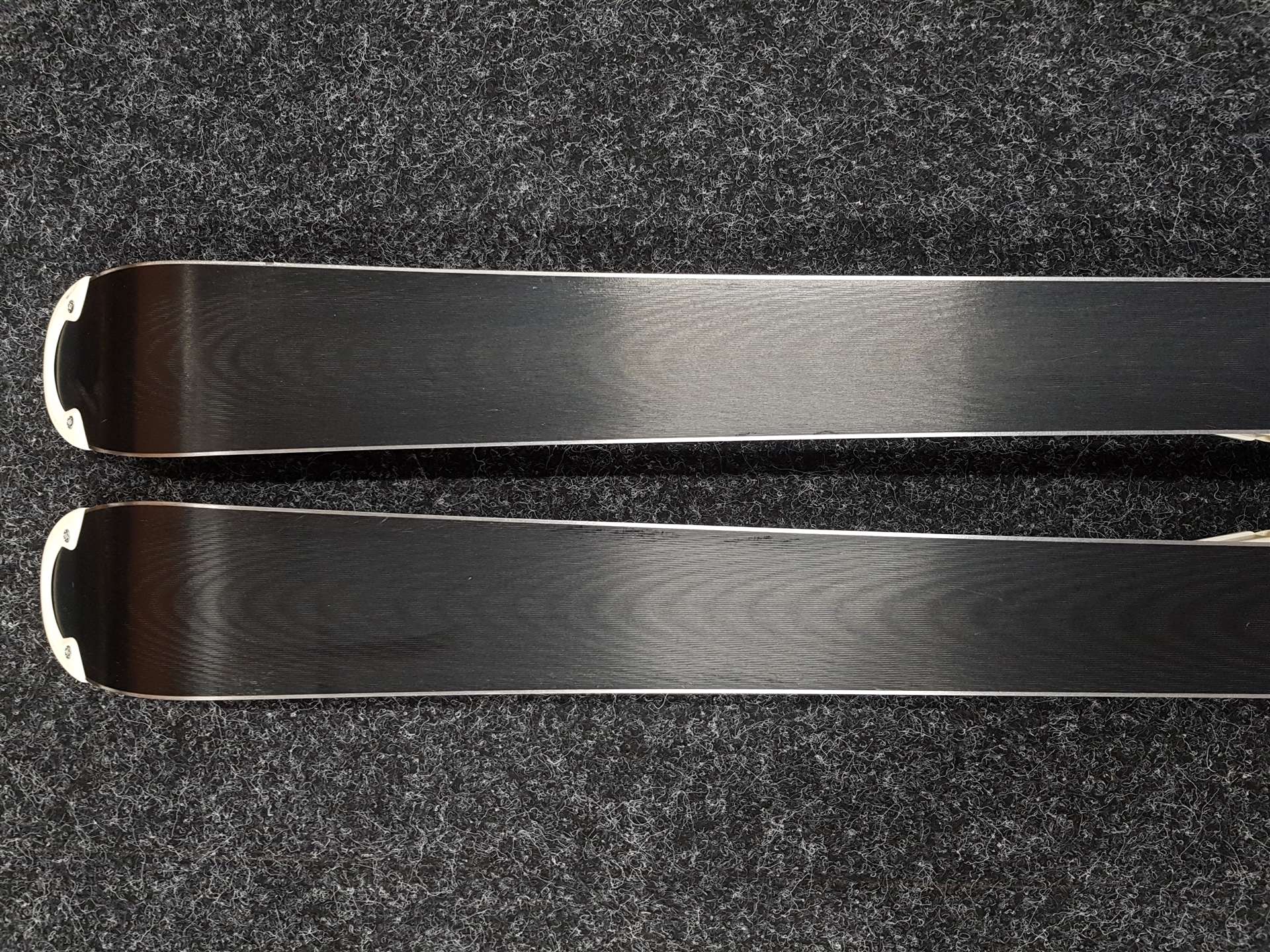 Použité lyže VOLKL Chica + viazanie Marker 7.0