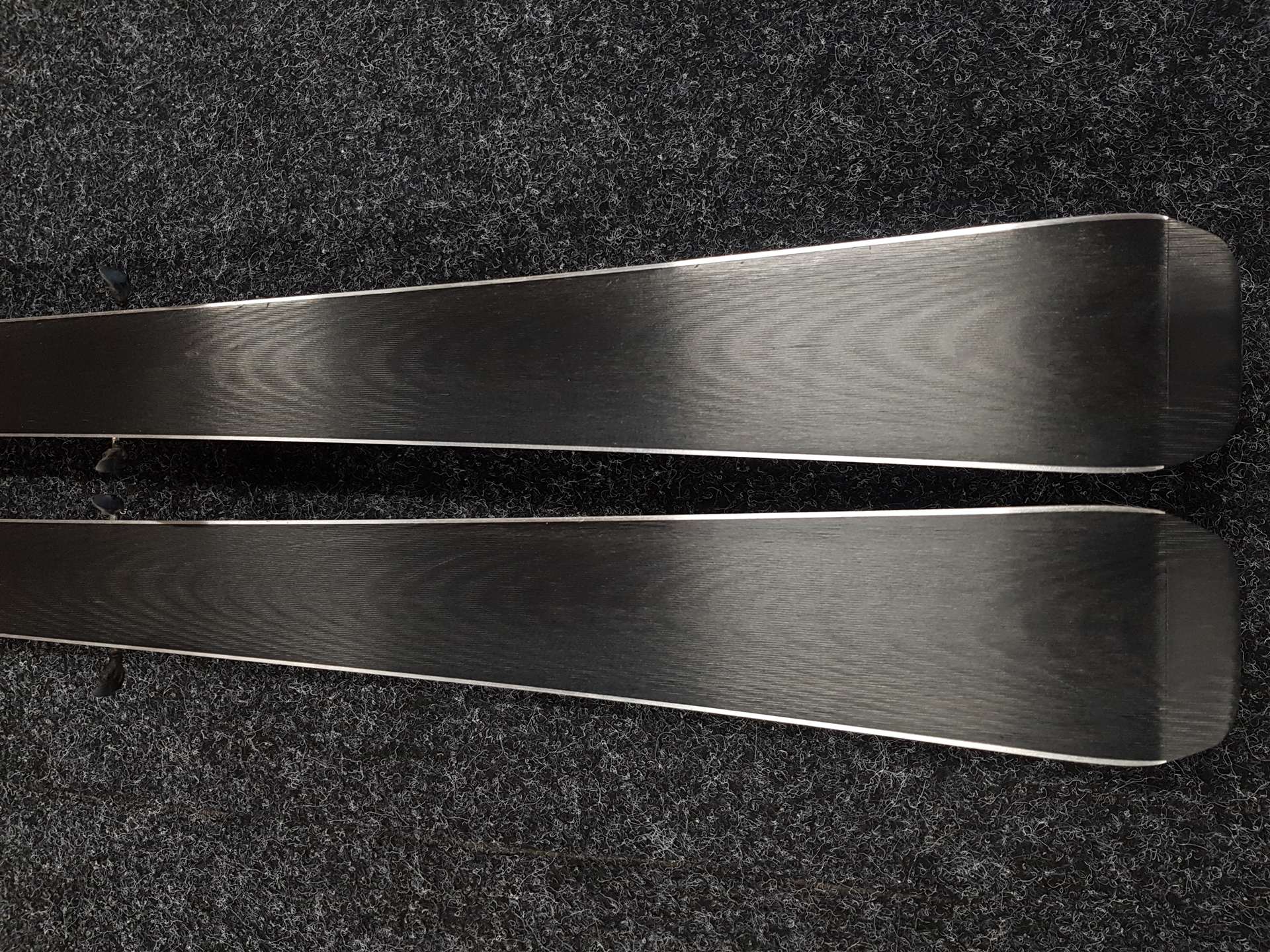 Použité lyže VOLKL Chica + viazanie Marker 7.0