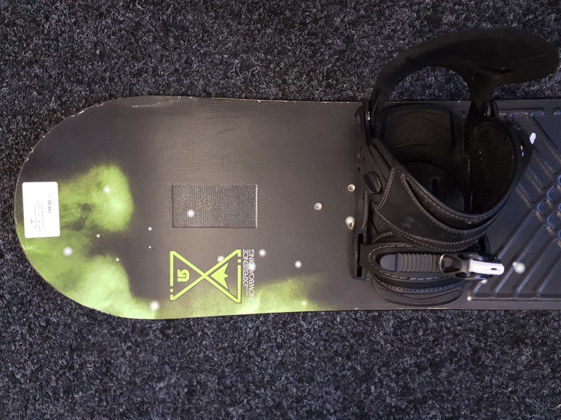 Použitý snowboard BURTON LTR + vázání Head velikost XS/S