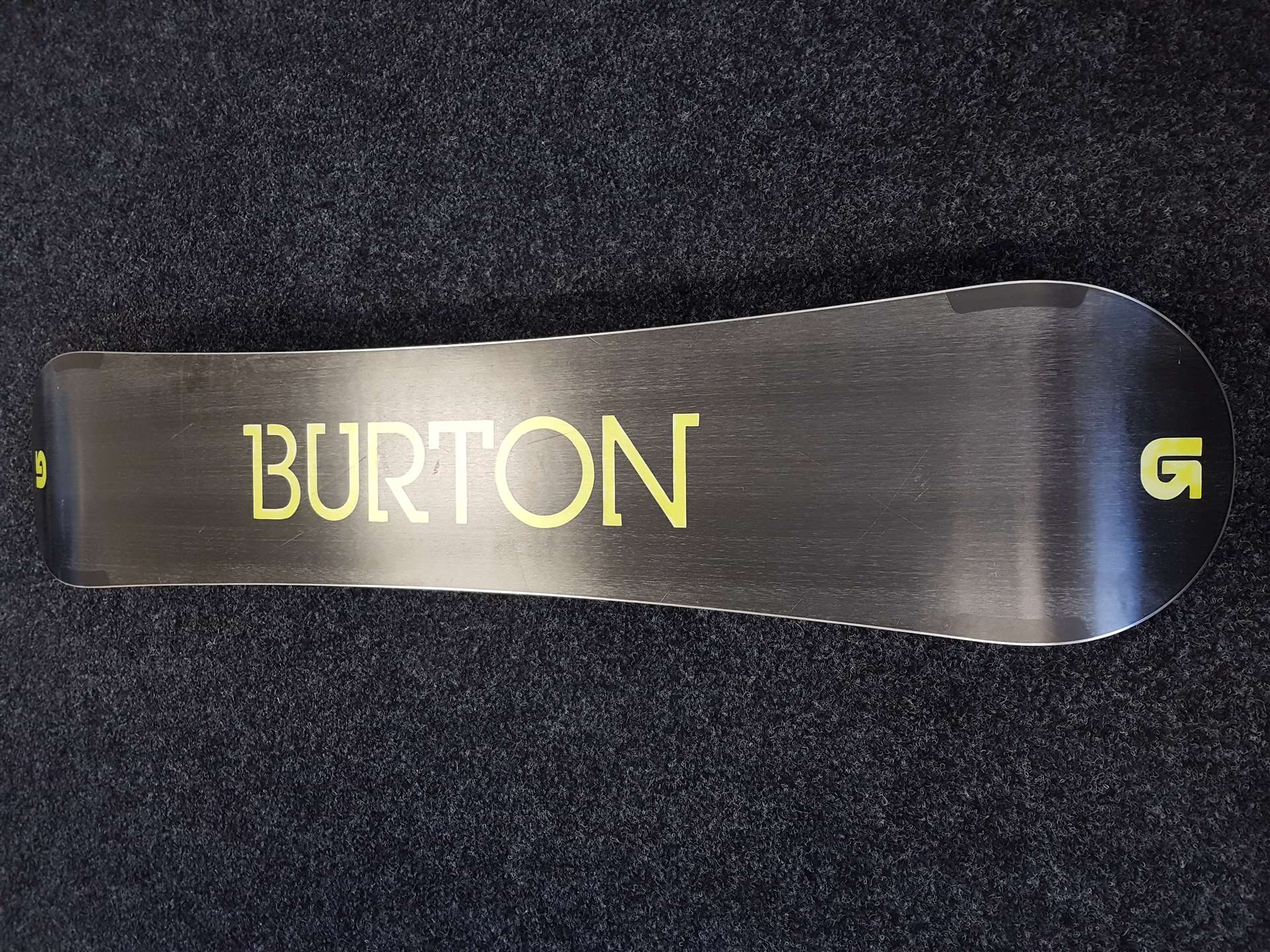 Použitý snowboard BURTON LTR + vázání Head velikost XS/S