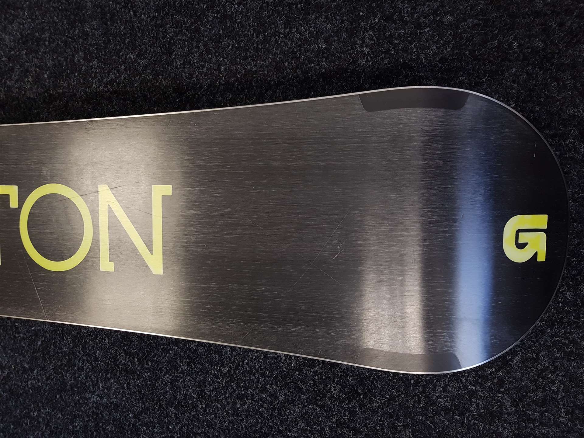 Použitý snowboard BURTON LTR + vázání Head velikost XS/S