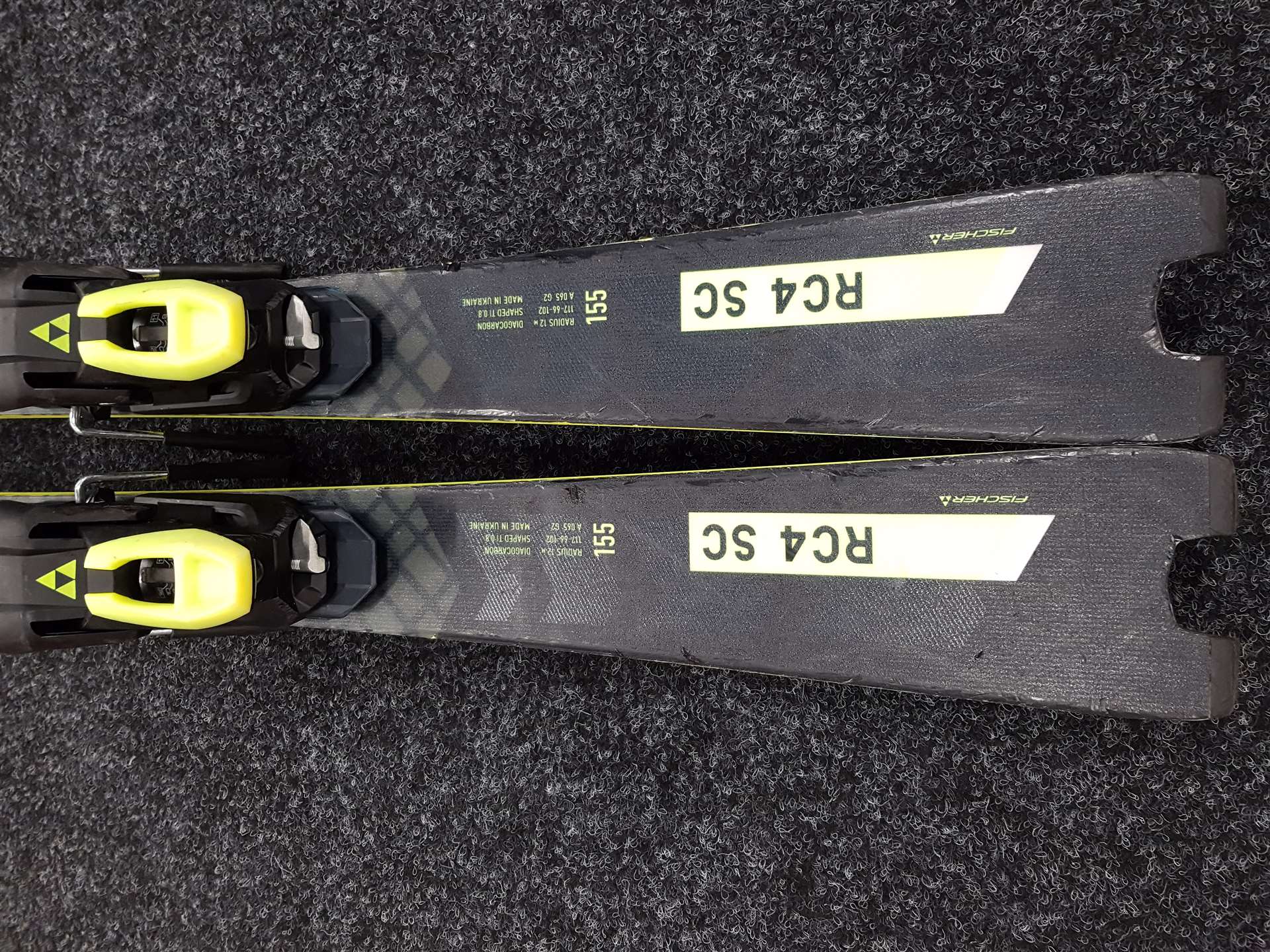 Použité lyže FISCHER RC4 SC + viazanie Fischer Z12