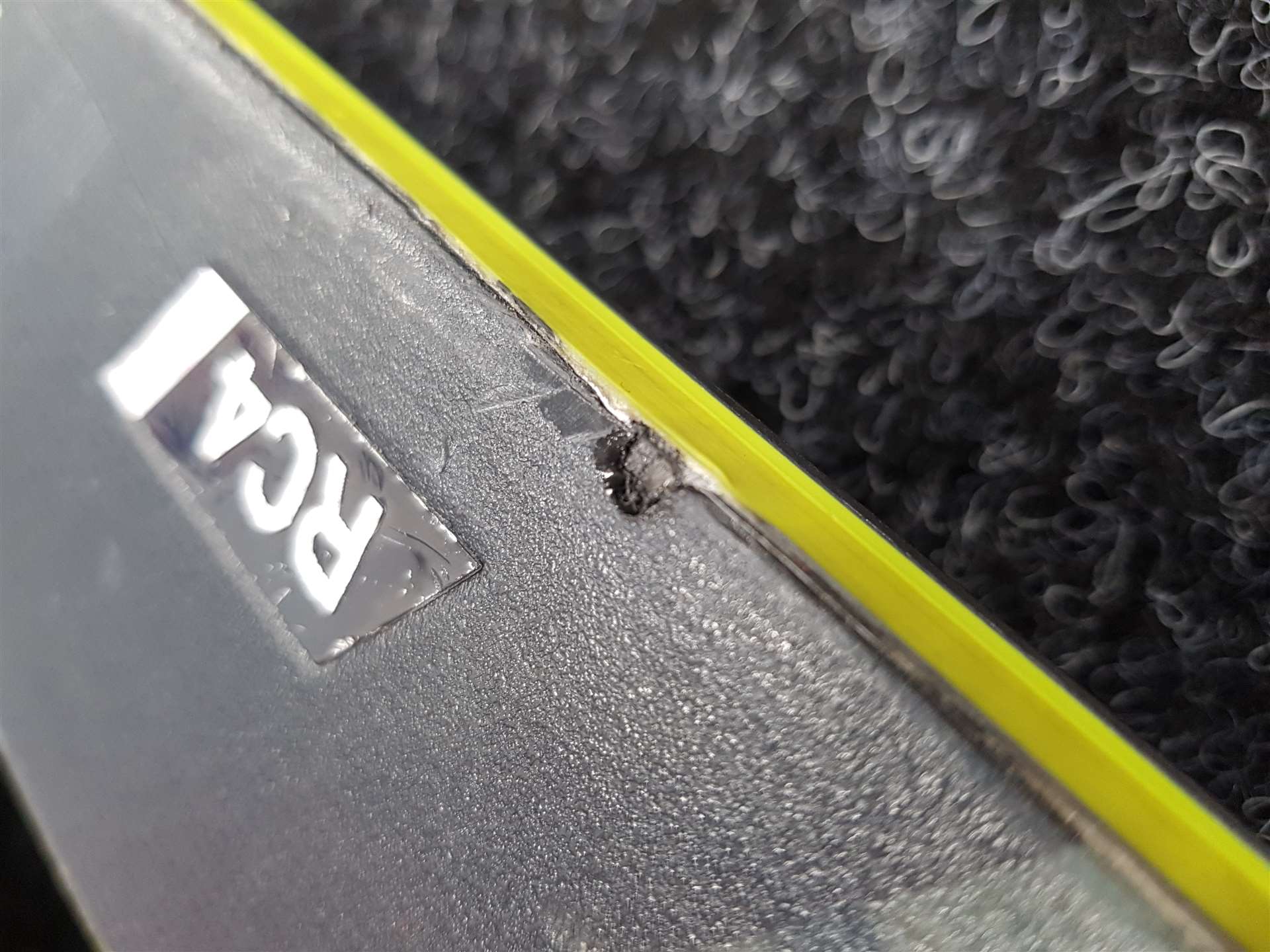Použité lyže FISCHER RC4 SC + viazanie Fischer Z12