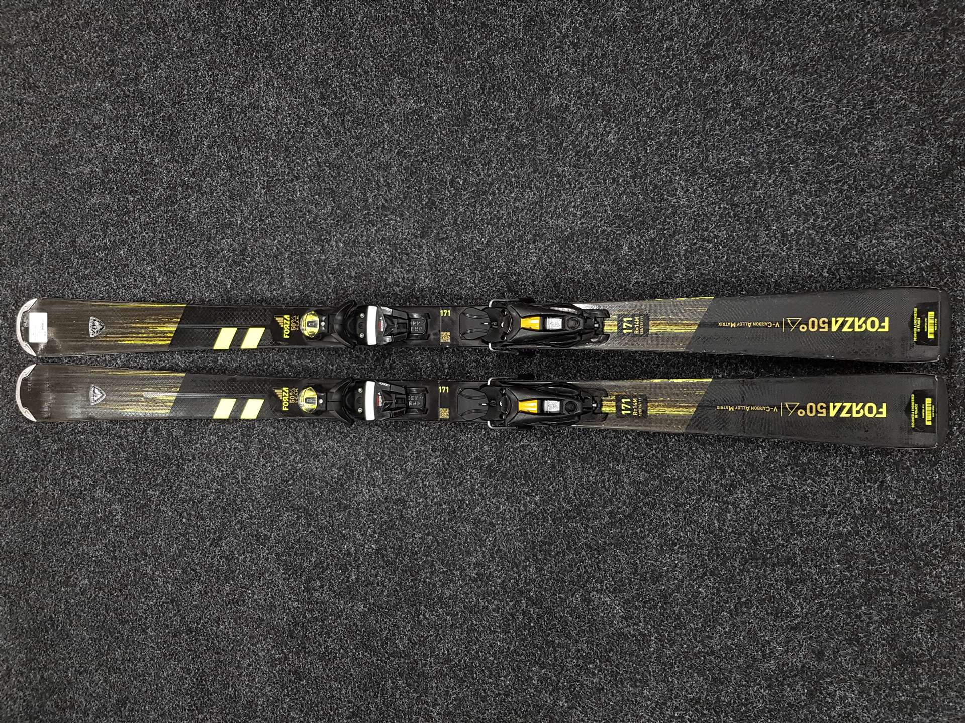Używane narty ROSSIGNOL Forza 50 + wiązania Look NX 12