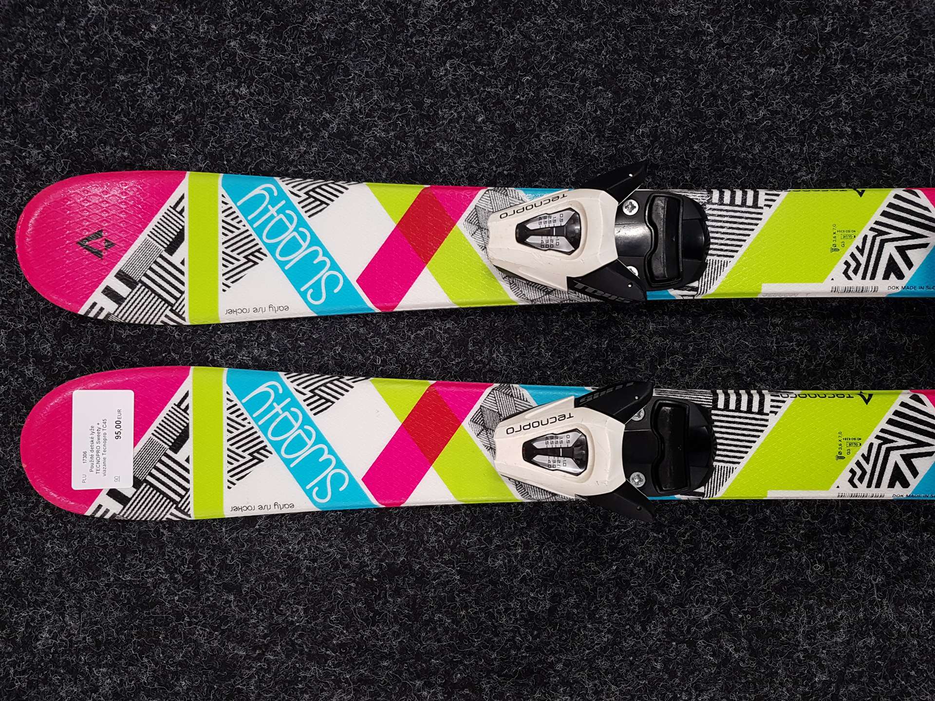 Skis enfant d'occasion TECNOPRO Sweety + fixations Tecnopro TC45