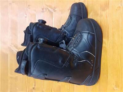 Ghete de snowboard HEAD folosite