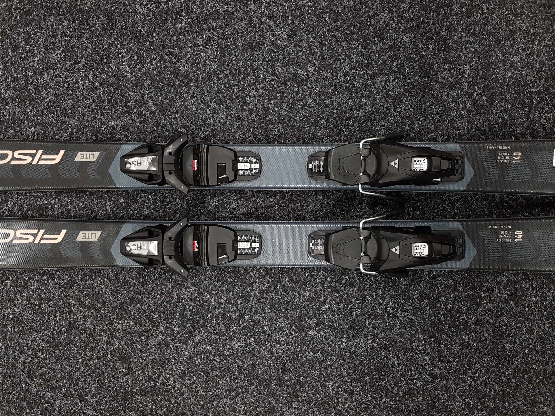 Gebrauchte FISCHER Aspire Ski + Fischer RS 9 Bindungen