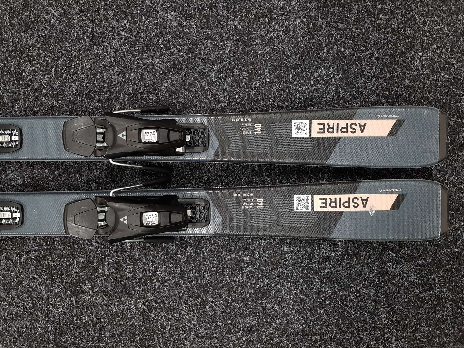 Gebrauchte FISCHER Aspire Ski + Fischer RS 9 Bindungen