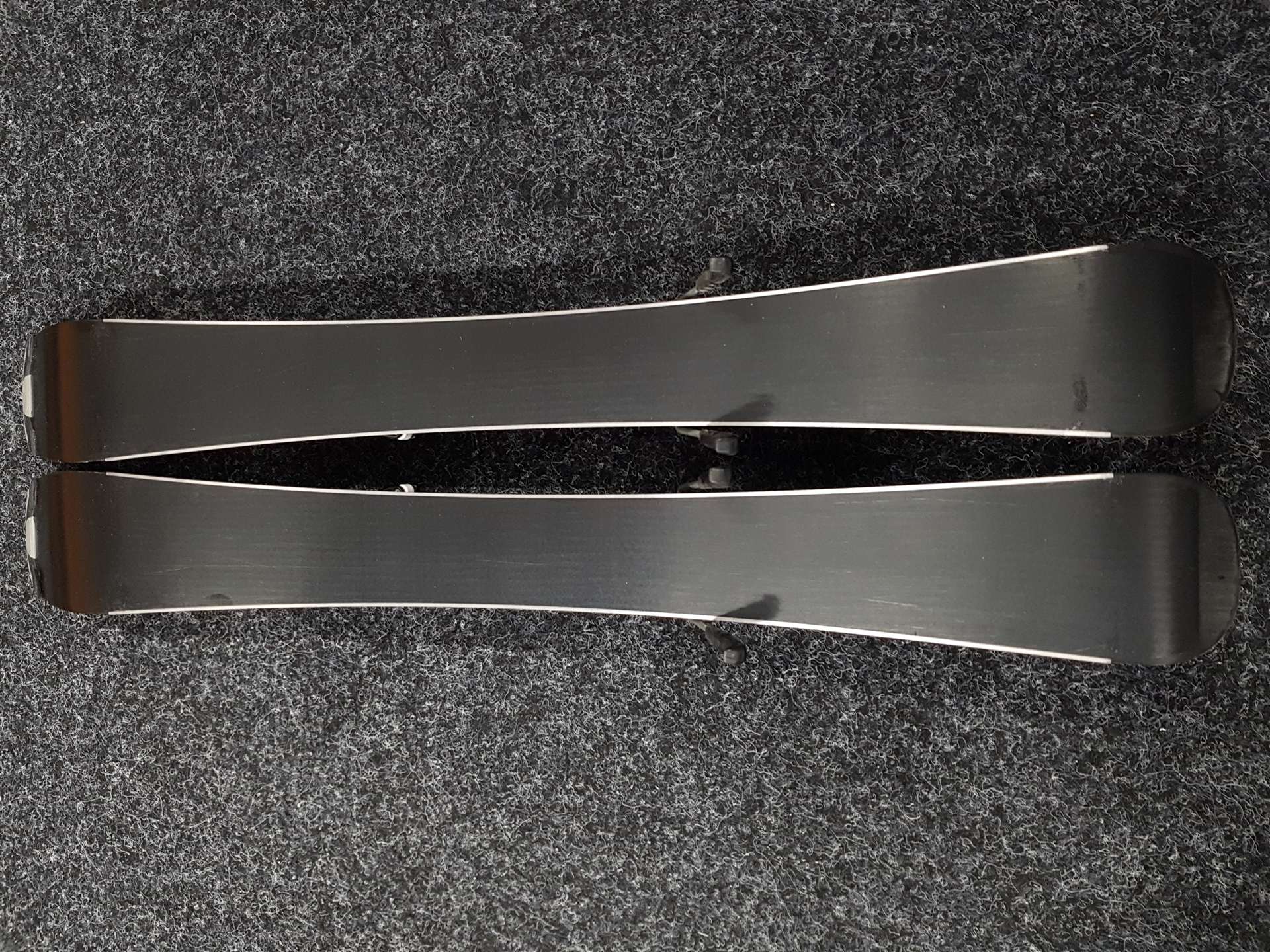 Gebrauchte Kinderski ELAN Explore + Bindungen Elan 4.5