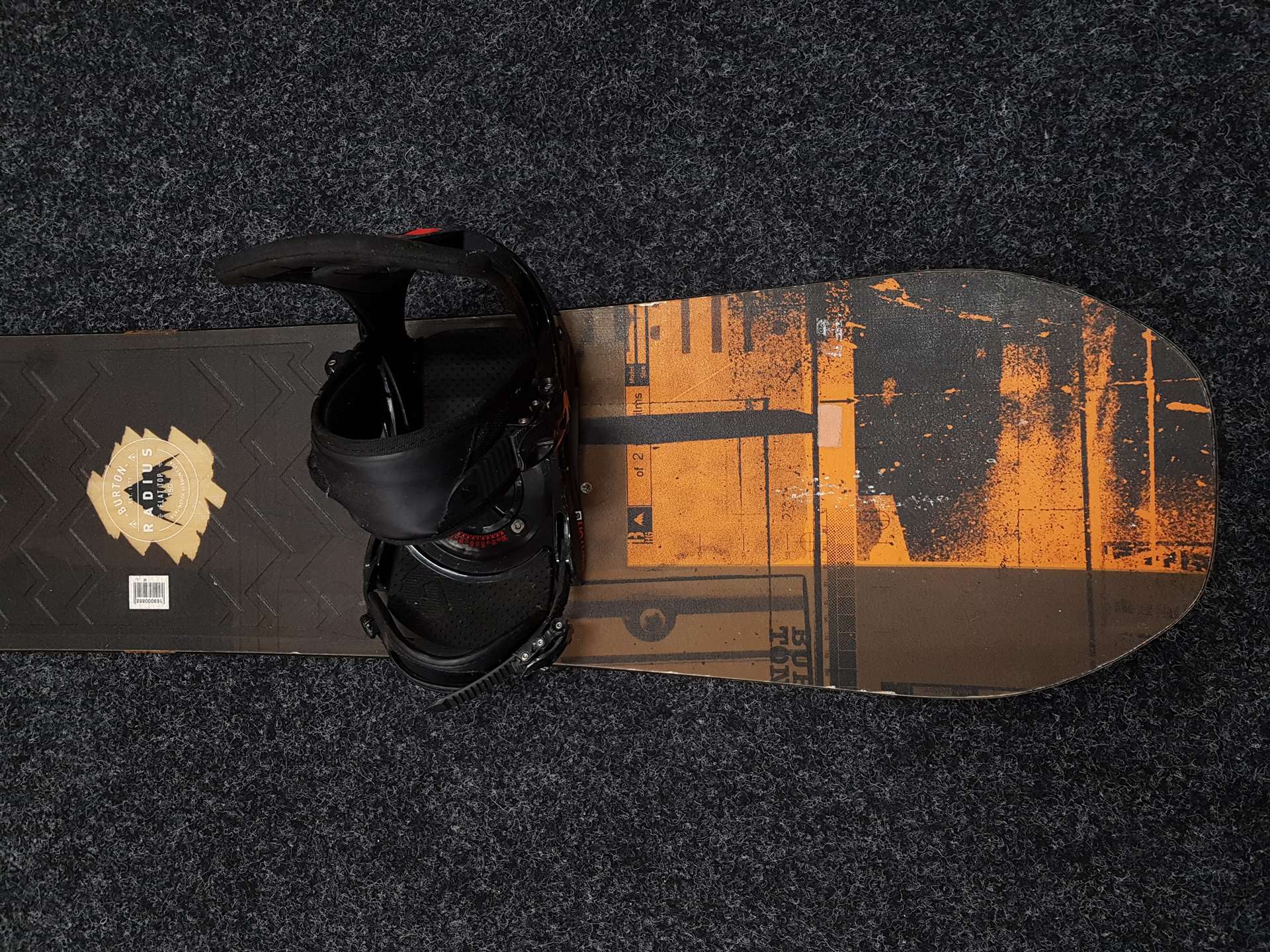 Używana deska snowboardowa BURTON Radius + wiązania Burton rozmiar M/L