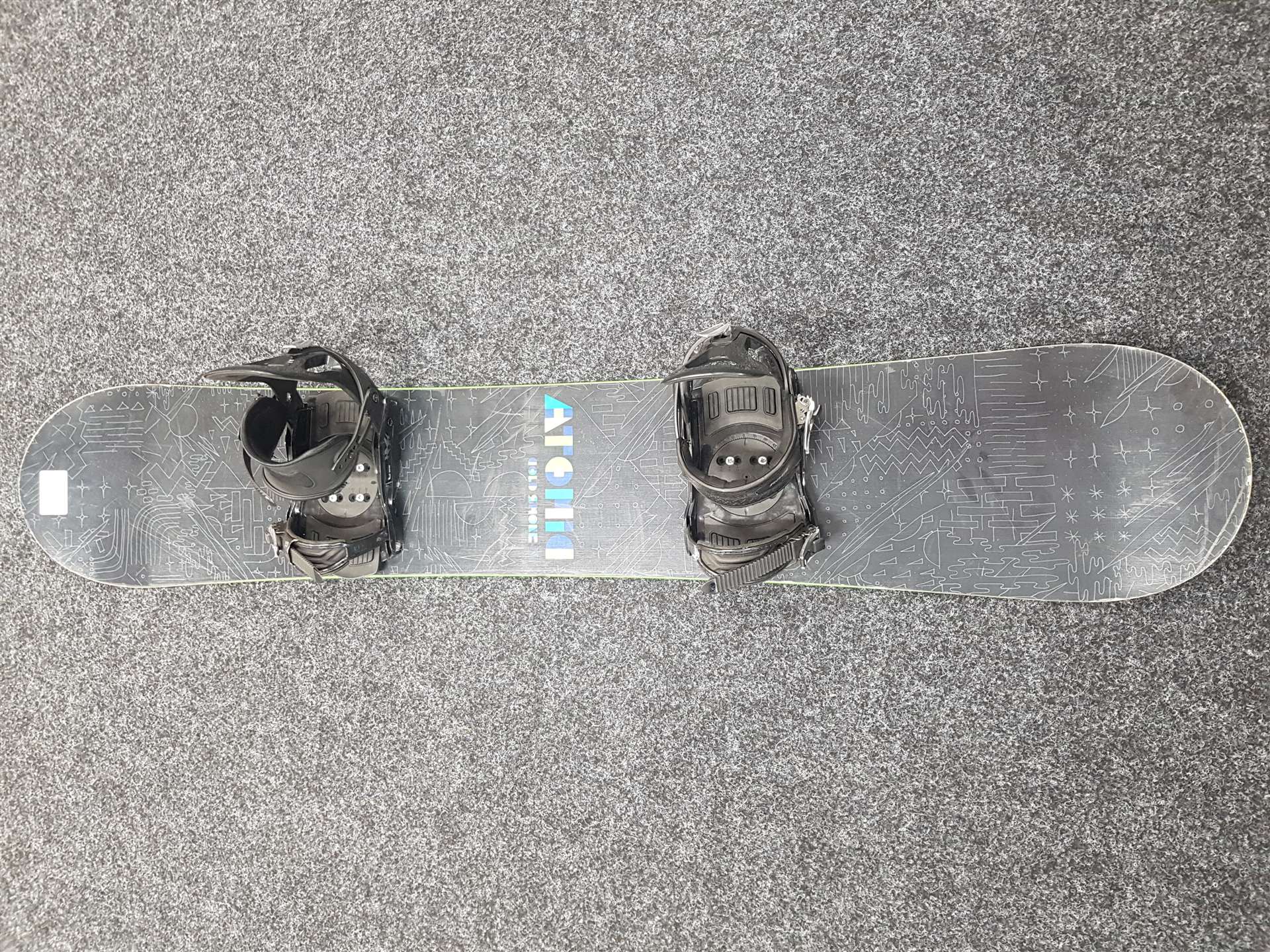 Gebrauchtes ATOMIC Cold Smoke Snowboard + Rage Bindungen, Größe L/XL