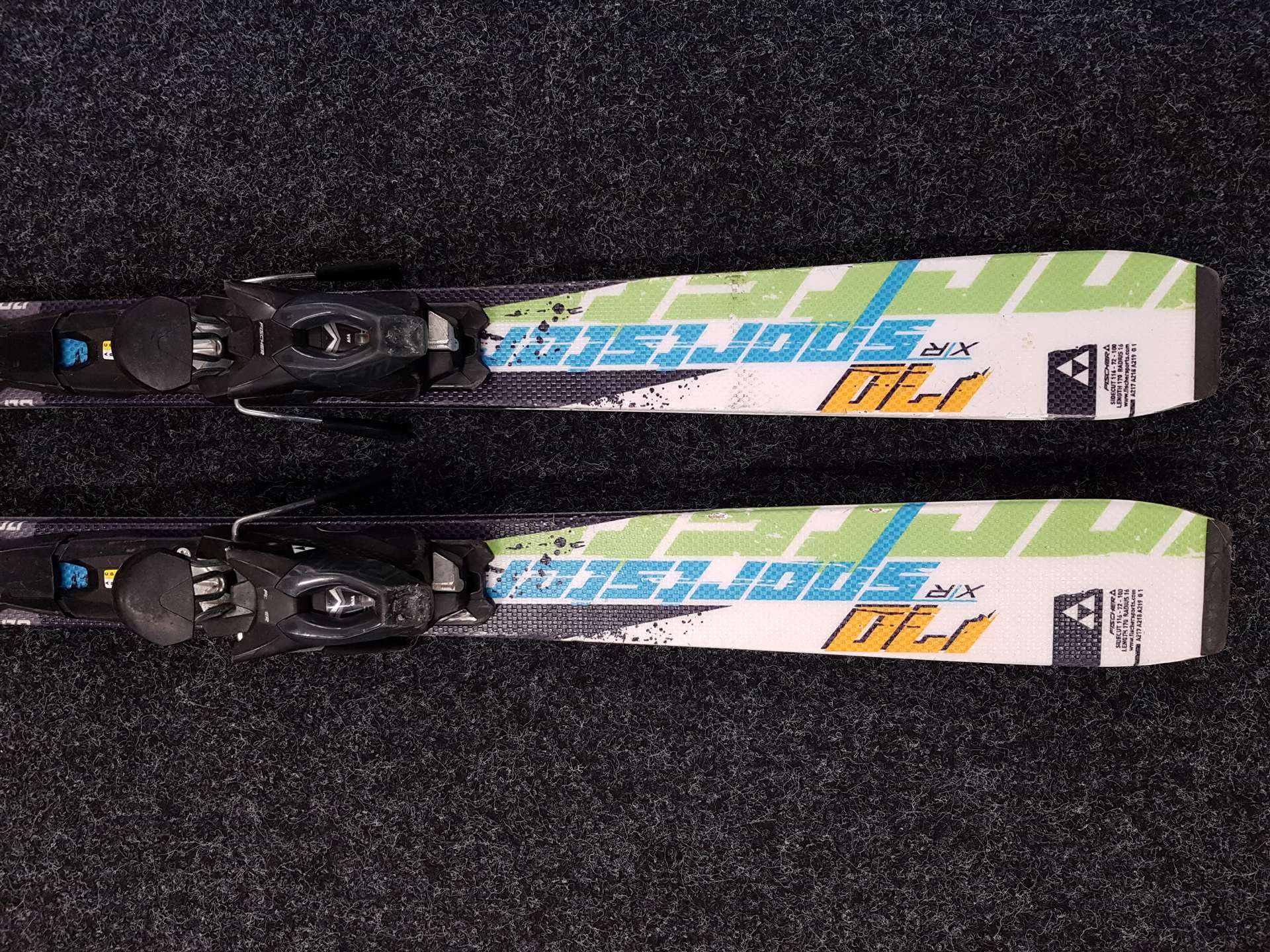 Esquís FISCHER XR Sportster usados + fijaciones Fischer RS 10
