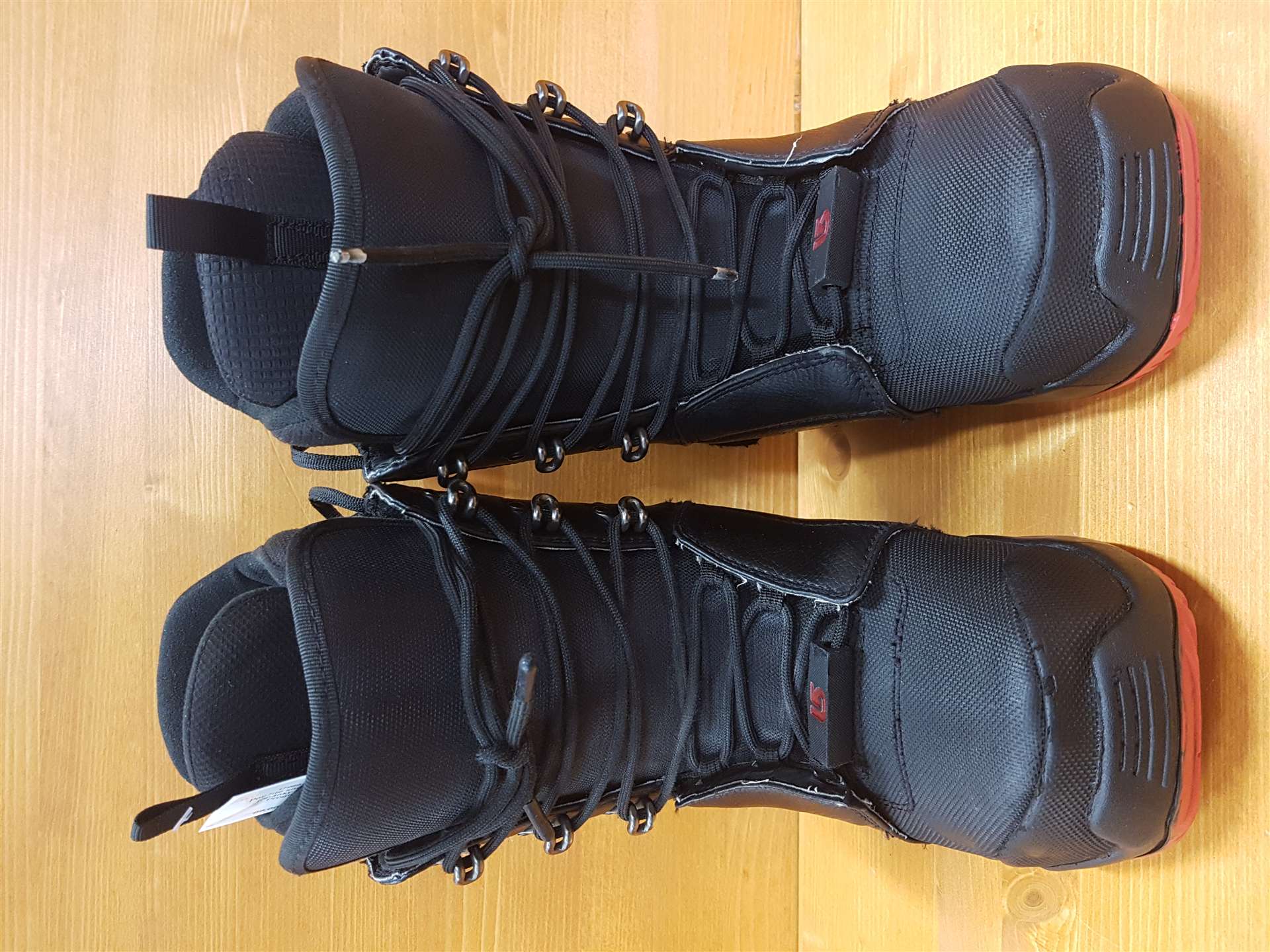 Ghete de snowboard BURTON Progression folosite