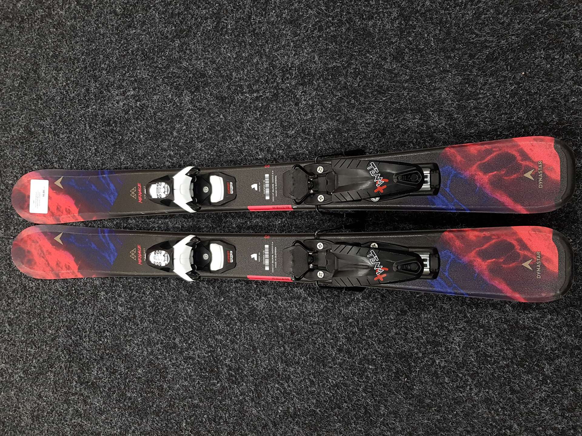 Použité detské lyže DYNASTAR Menace + viazanie Look 4.5