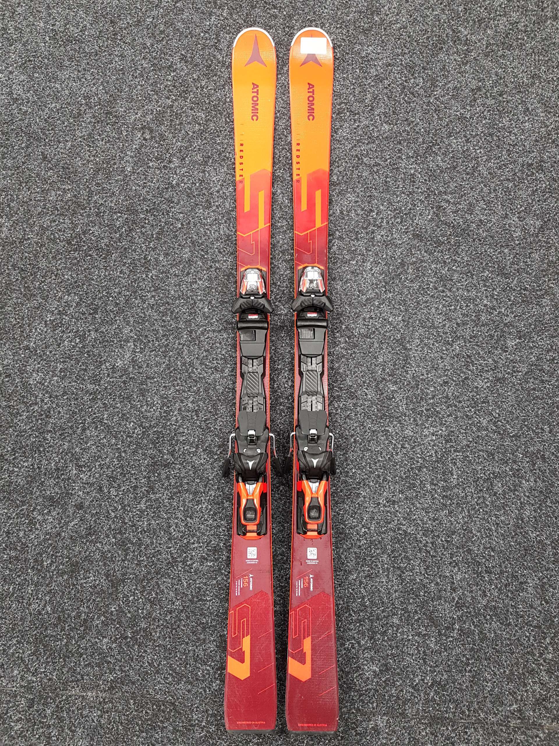 Gebrauchte ATOMIC Redster S7 Ski + Atomic M 12 Bindungen