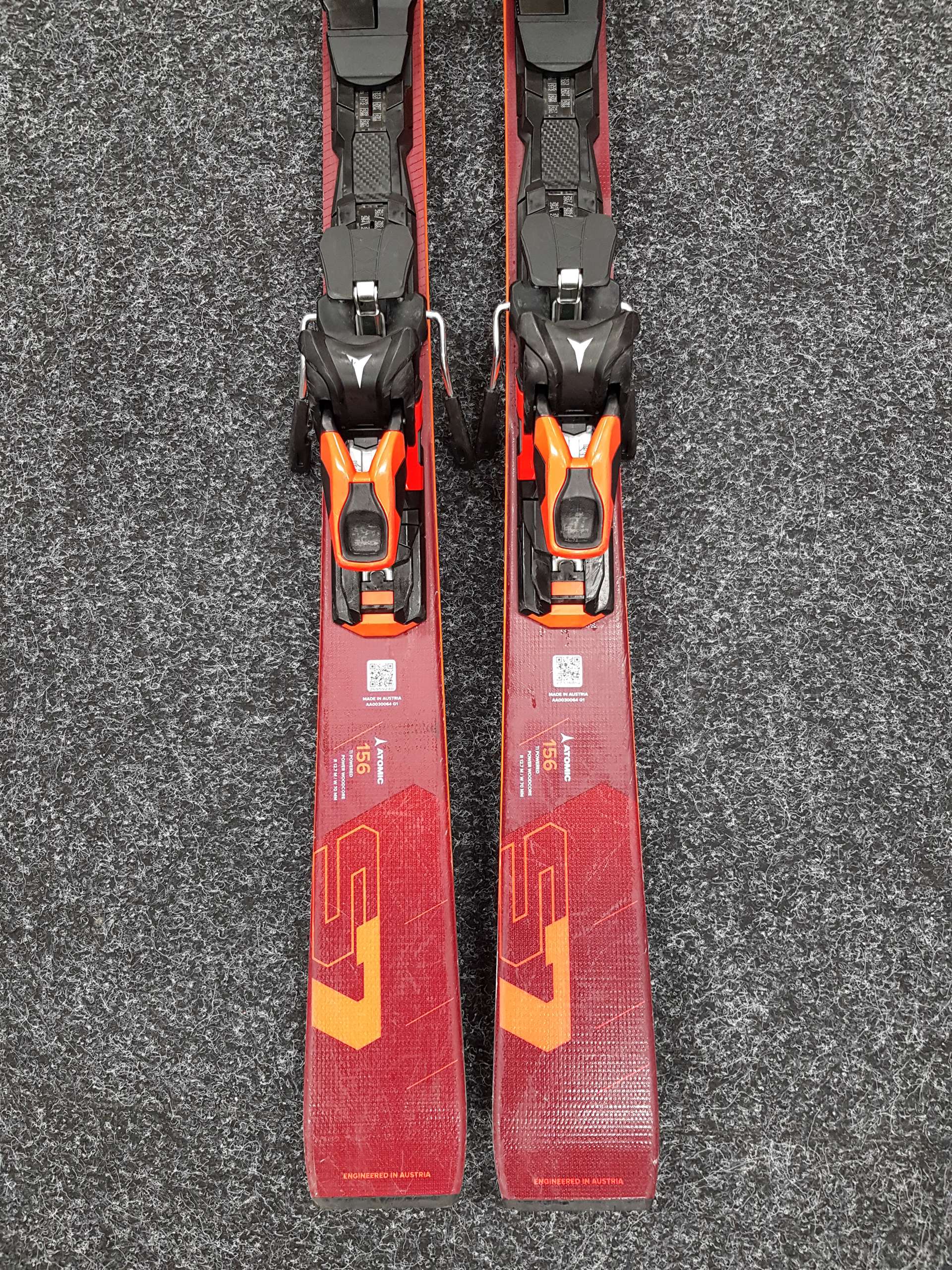 Gebrauchte ATOMIC Redster S7 Ski + Atomic M 12 Bindungen