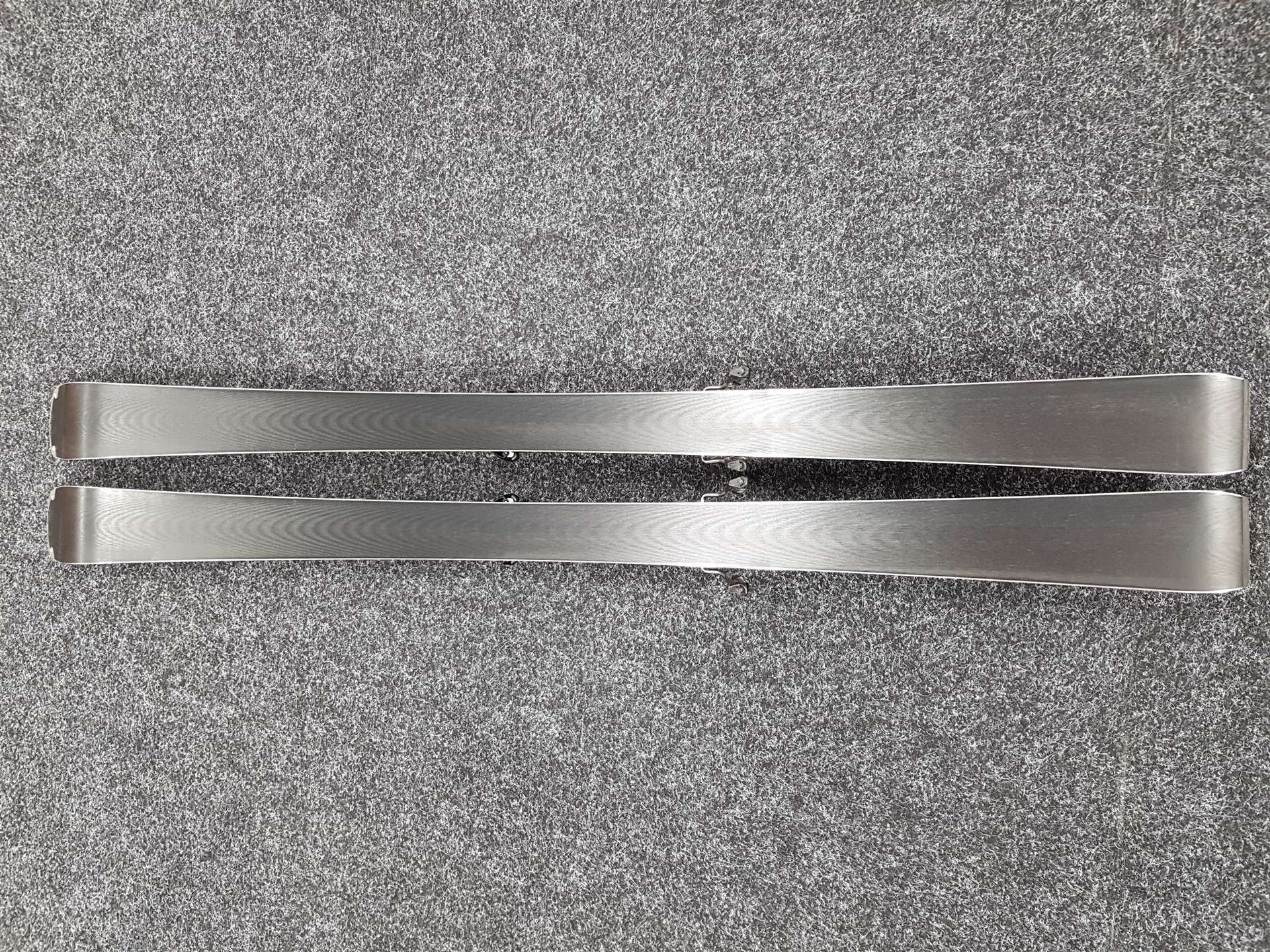 Gebrauchte ATOMIC Redster S7 Ski + Atomic M 12 Bindungen
