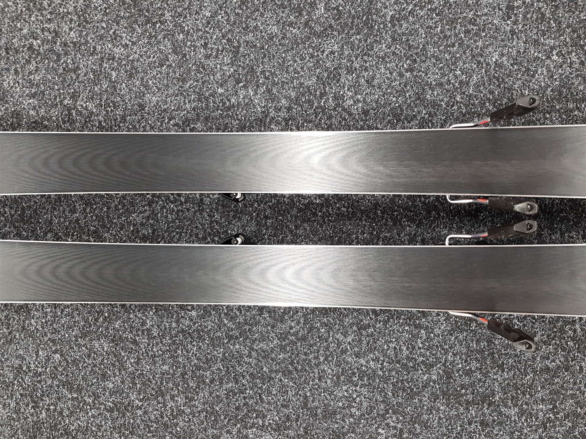 Gebrauchte ATOMIC Redster S7 Ski + Atomic M 12 Bindungen