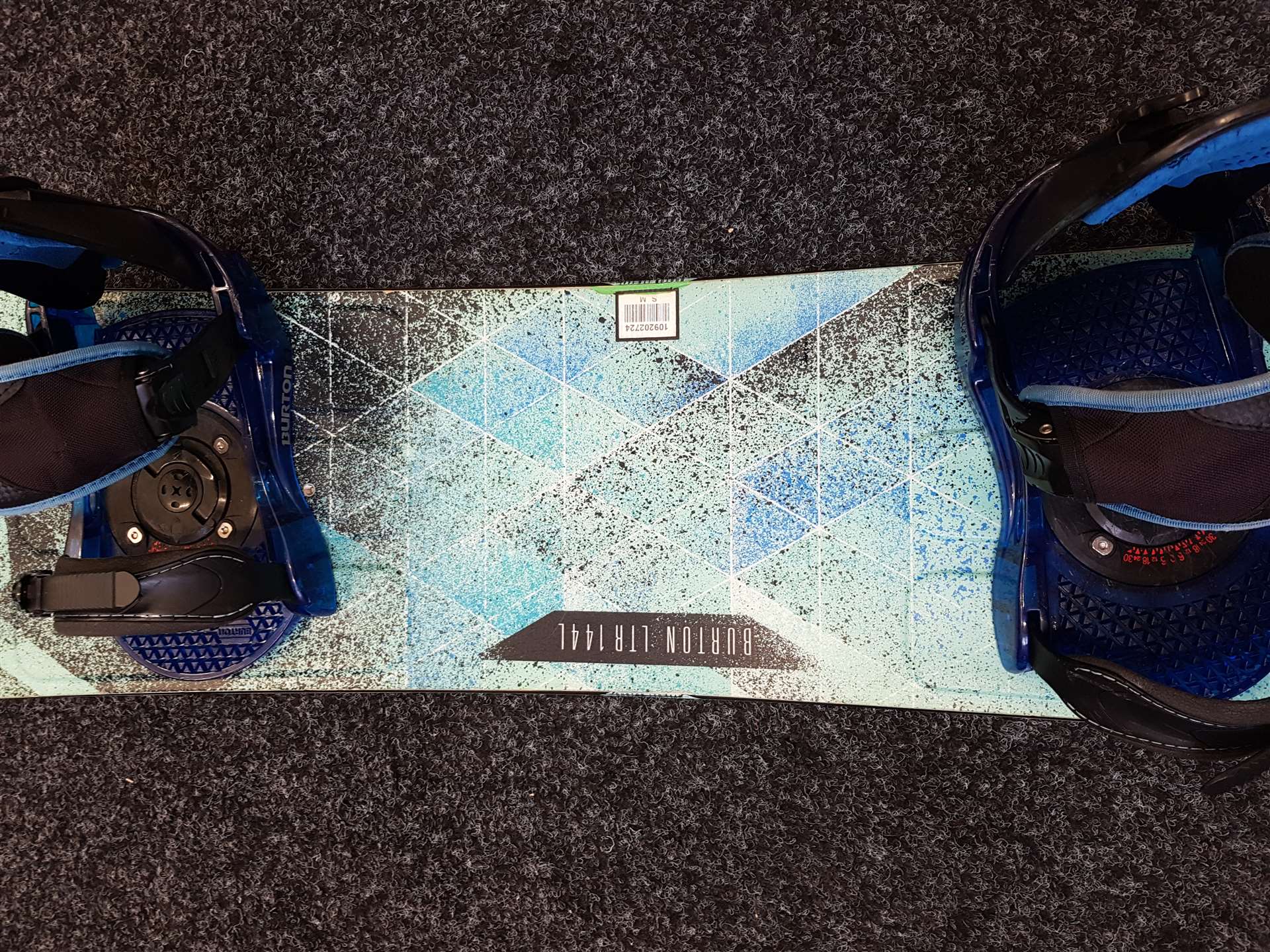 Použitý snowboard BURTON LTR 144 L + vázání Burton velikost S/M