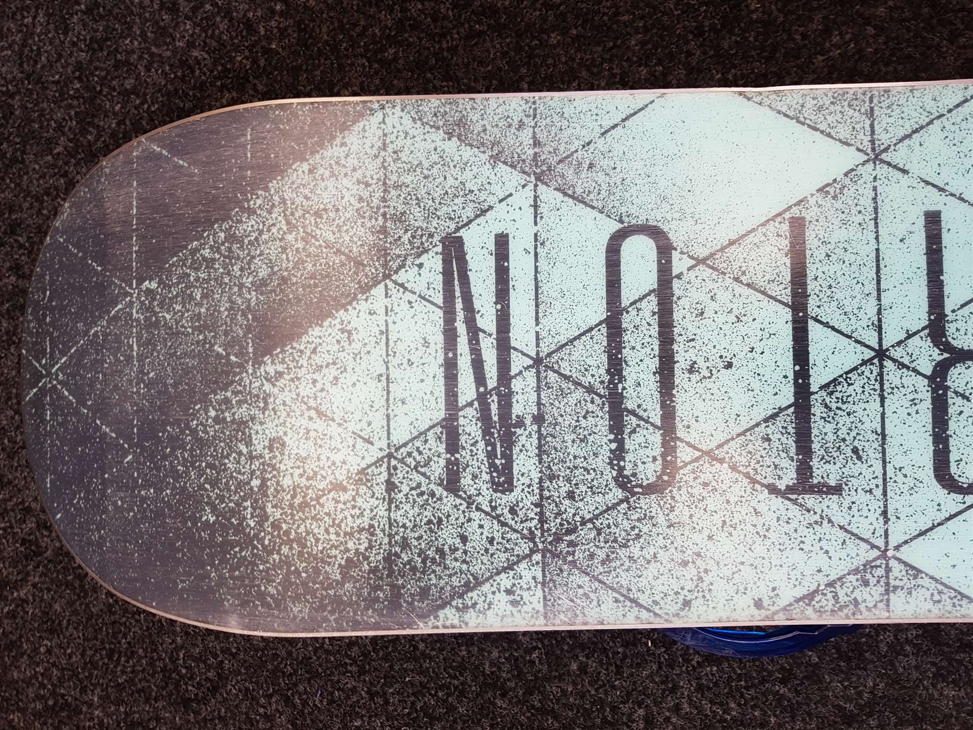 Použitý snowboard BURTON LTR 144 L + vázání Burton velikost S/M