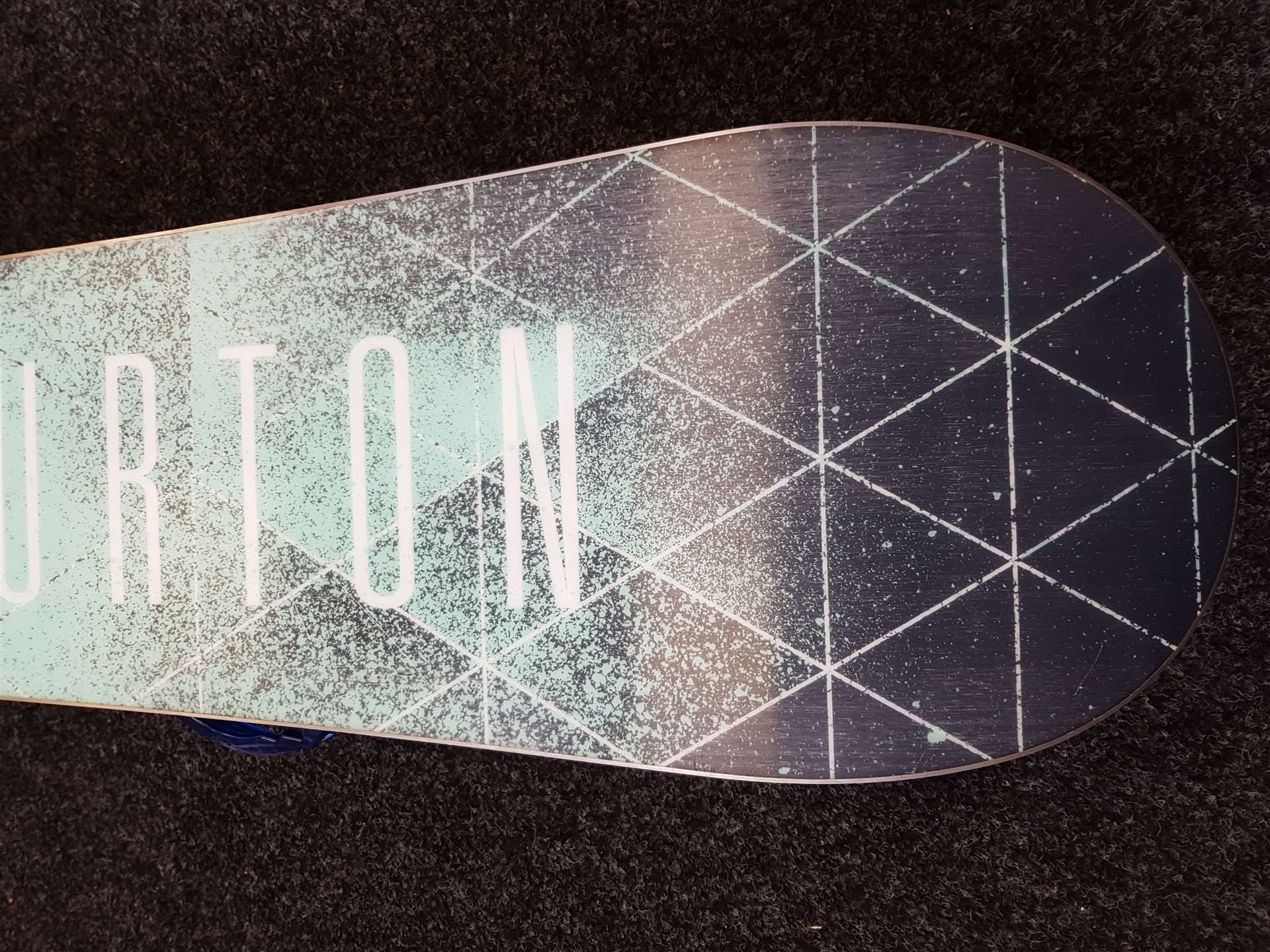 Použitý snowboard BURTON LTR 144 L + vázání Burton velikost S/M