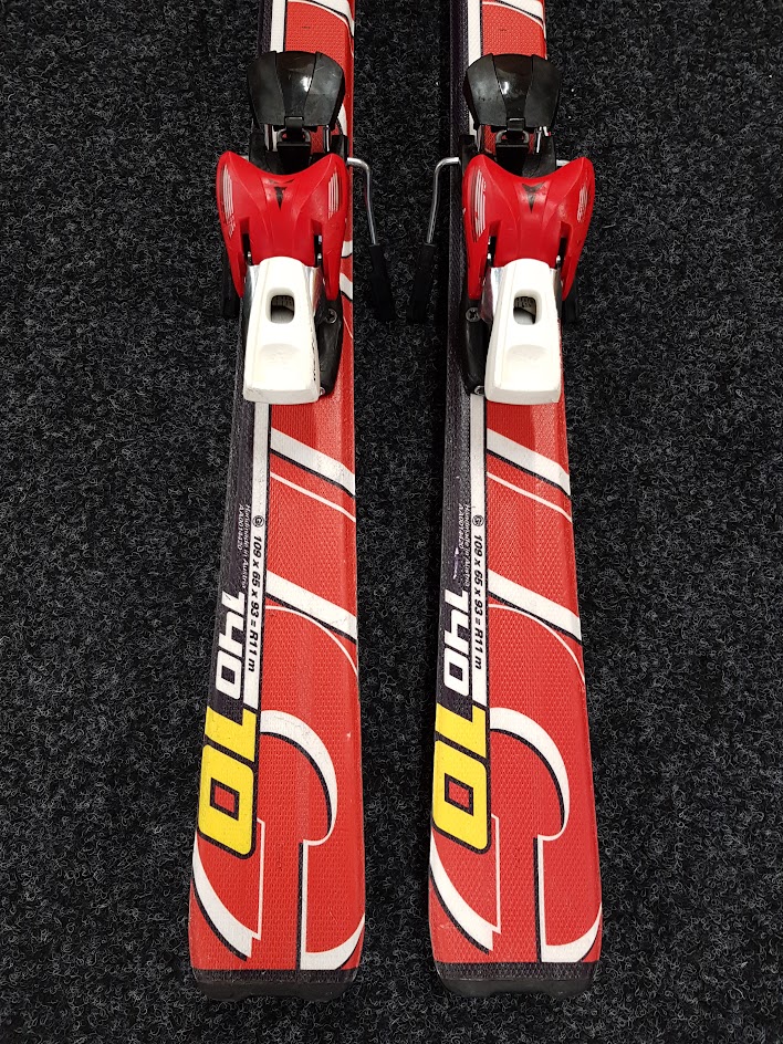 Gebrauchte ATOMIC Race 10 Ski + Atomic 7.5 Bindungen