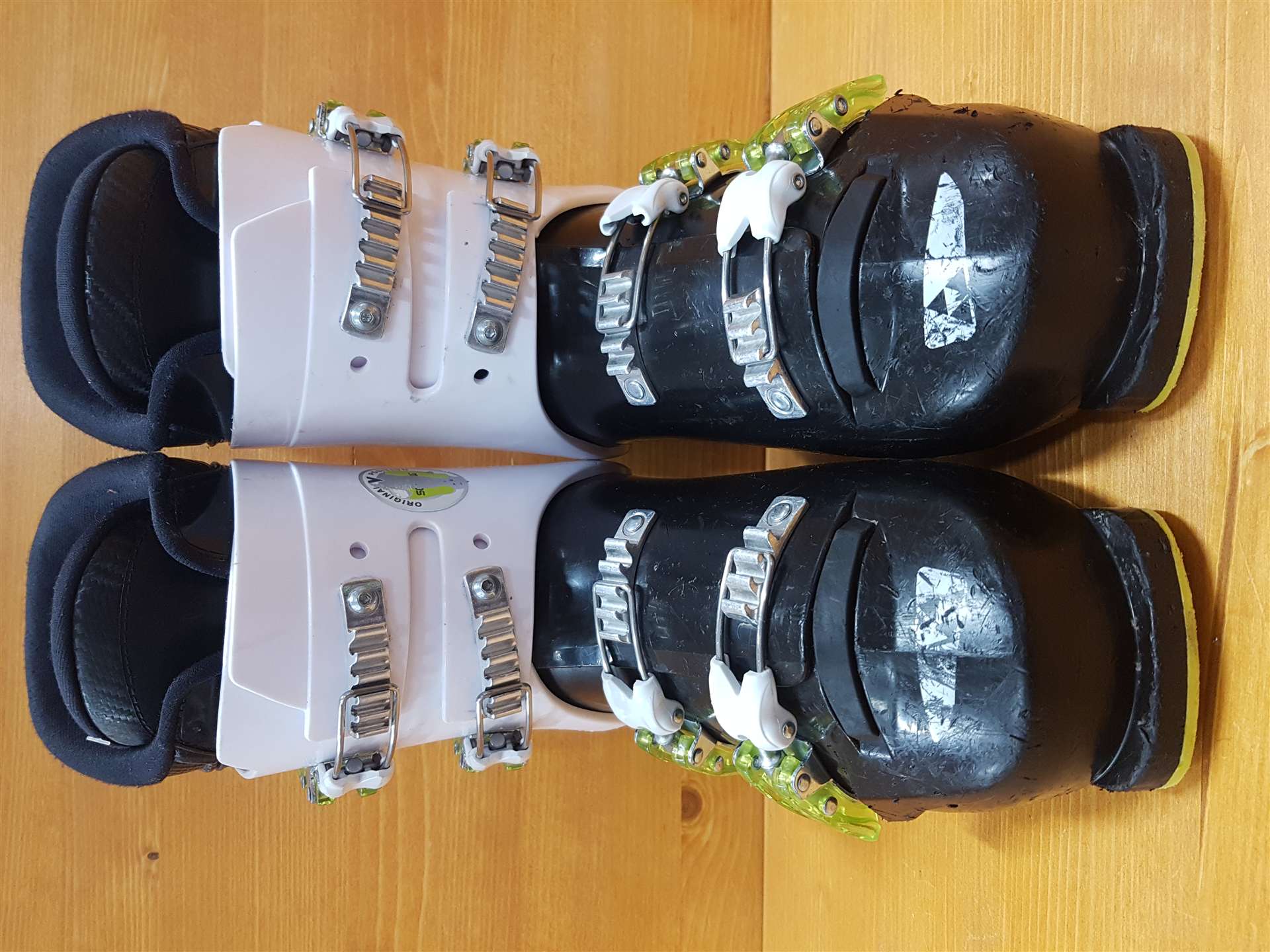 Použité lyžiarky FISCHER RC4 50