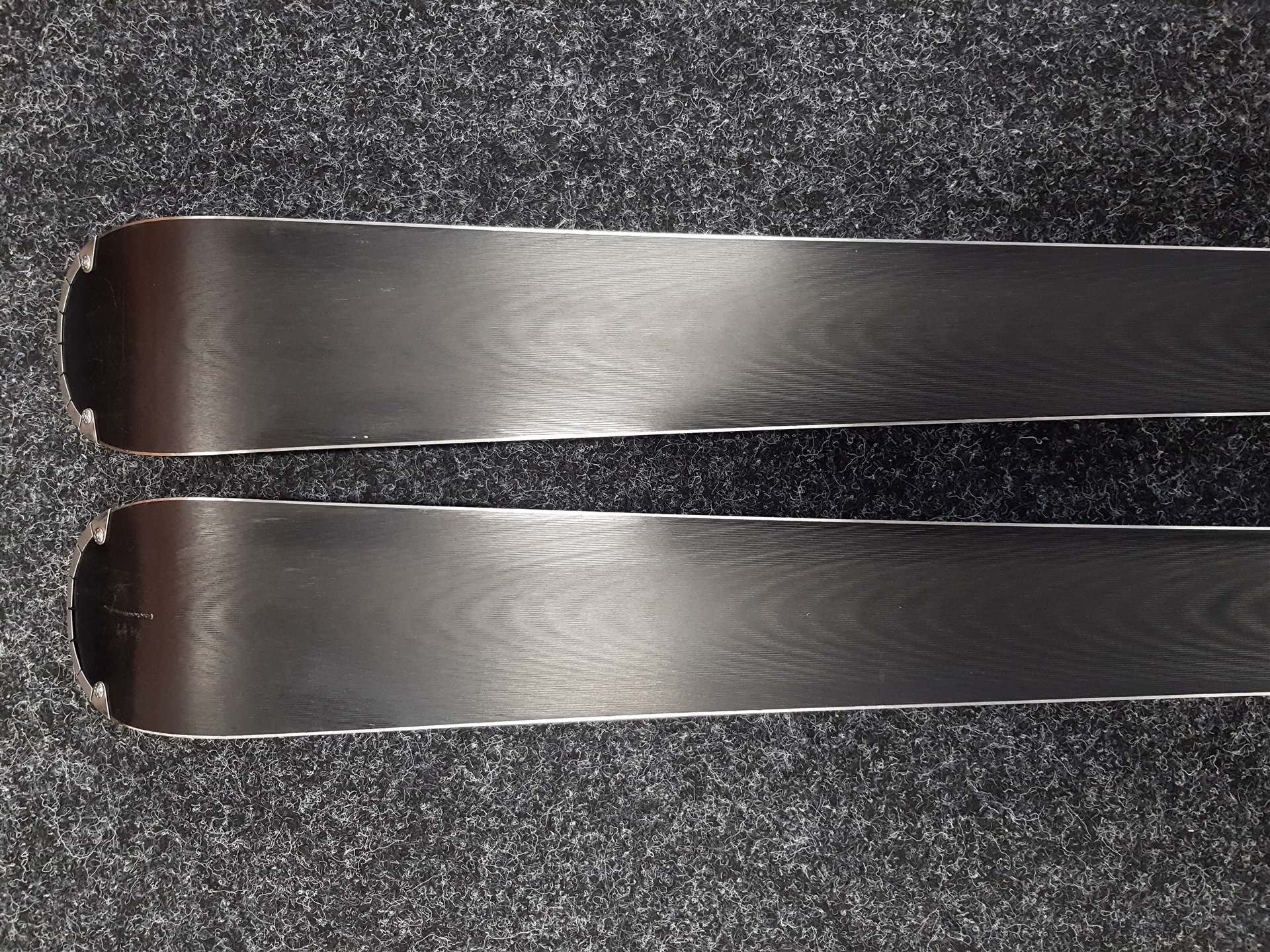 Použité lyže ATOMIC PERFORMER XT + viazanie Atomic LITHIUM 10