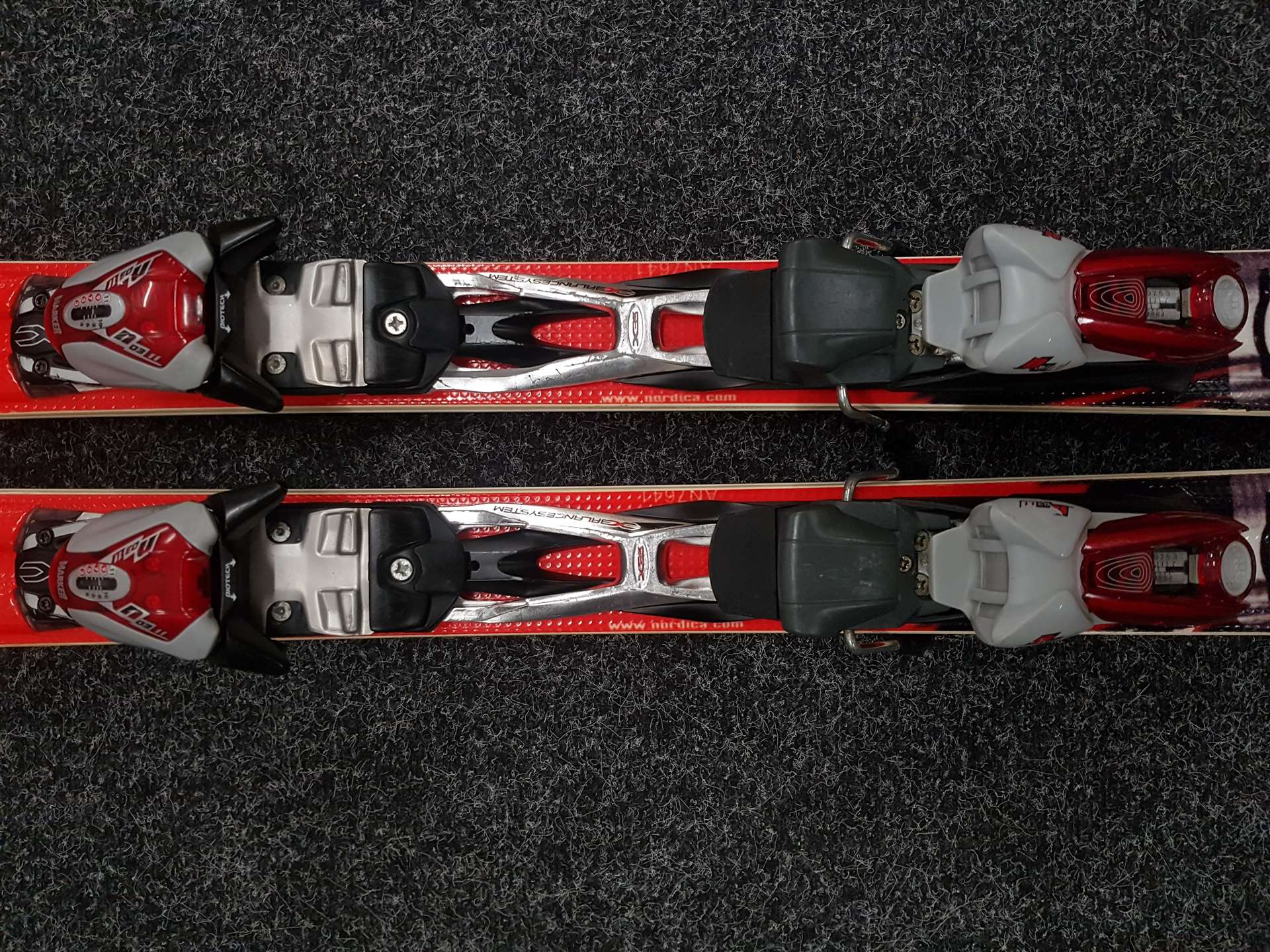 Bazárové lyže Nordica Eliminator
