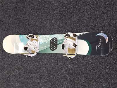 Tabla de snowboard ROSSIGNOL Strato Wide usada + fijaciones Alpen Stern talla M/L